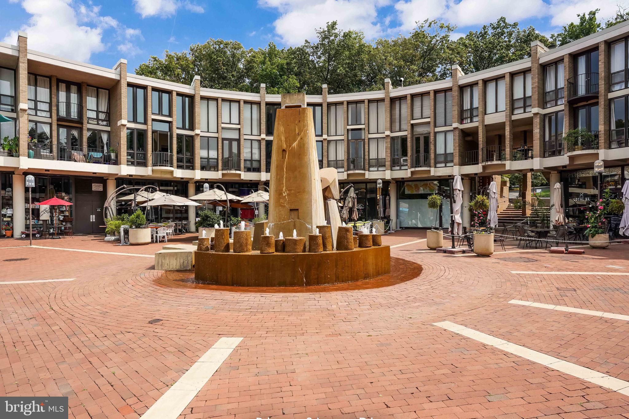 RESTON - Residential