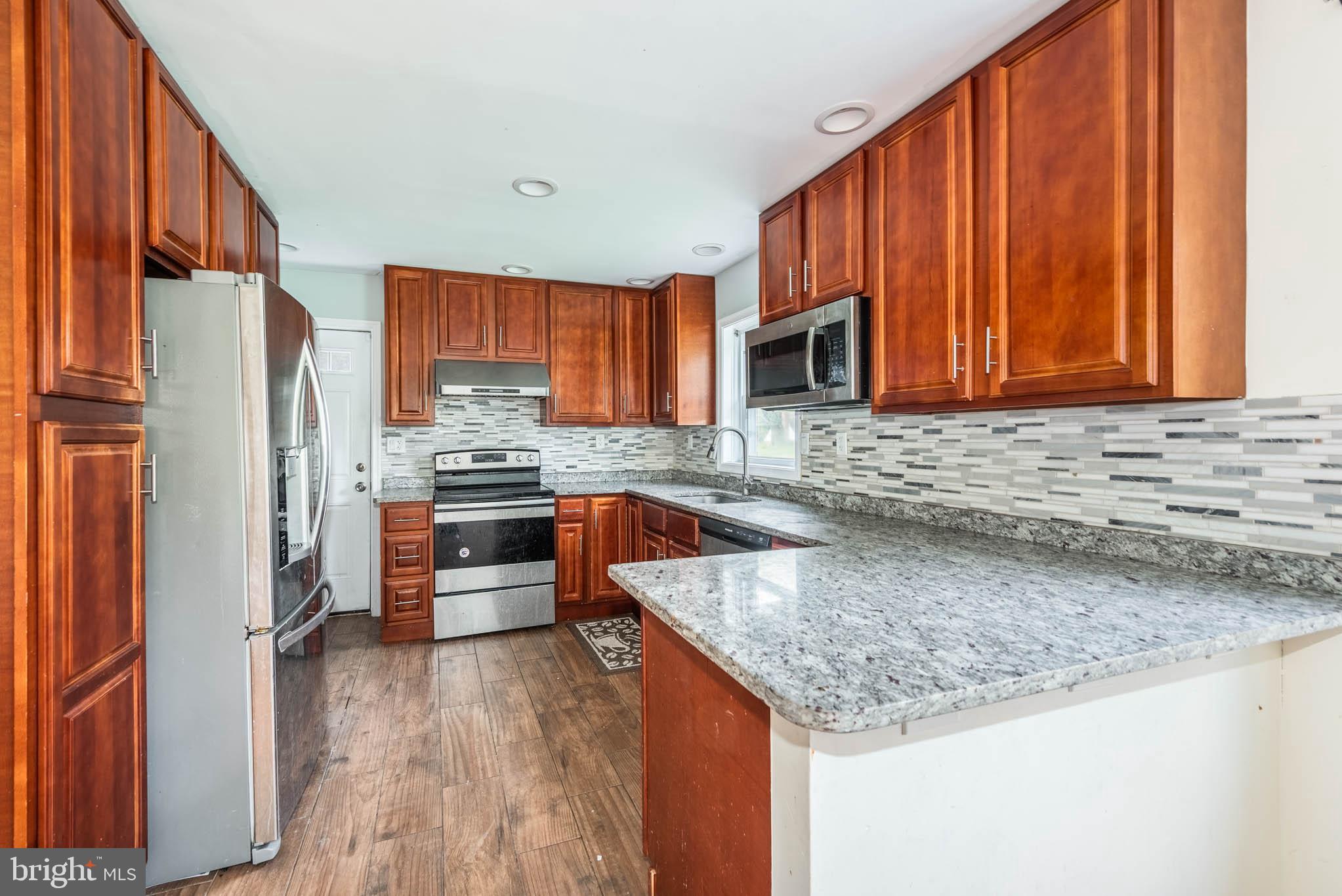 GLENDALE - Residential Income
