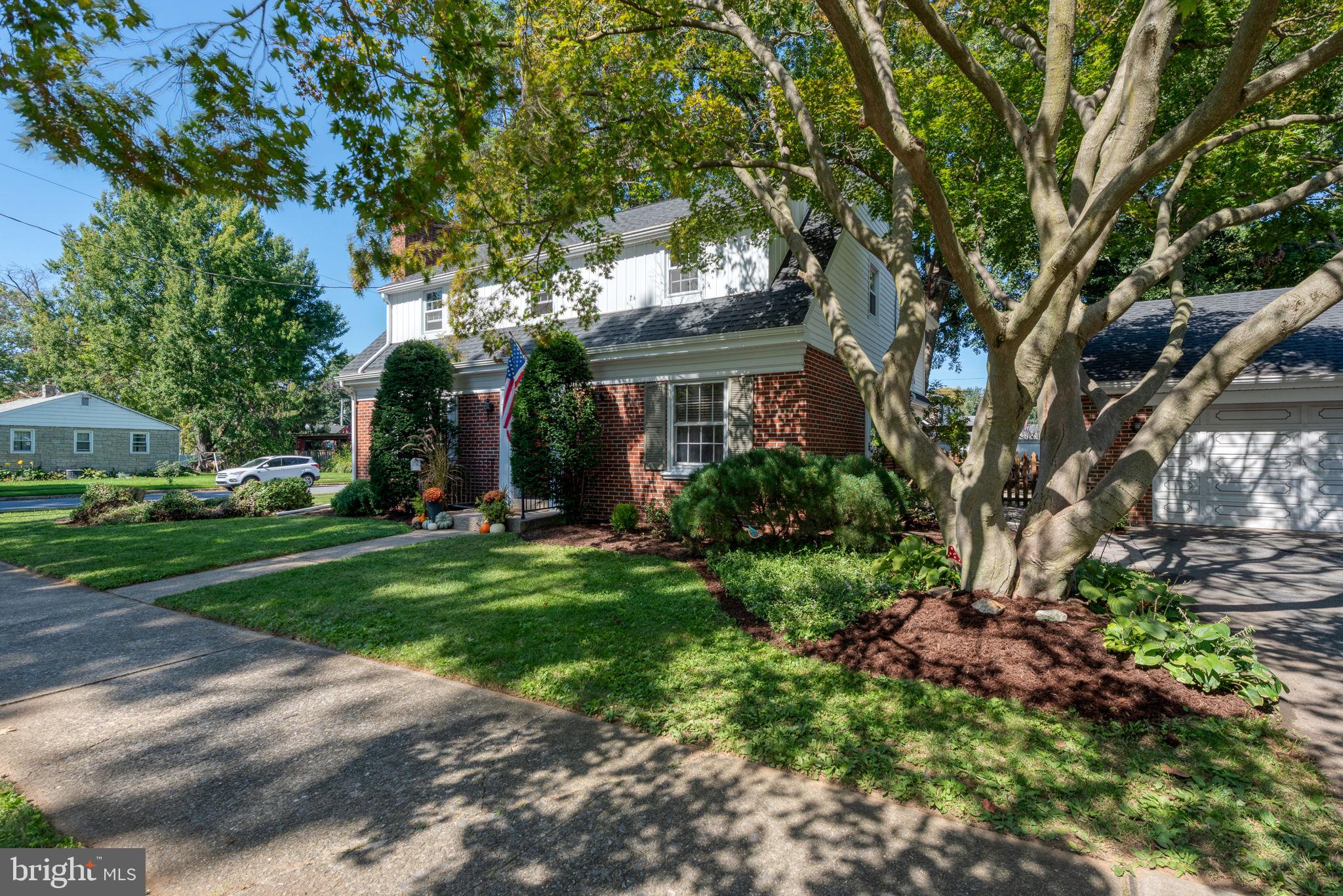 320 W END AVENUE