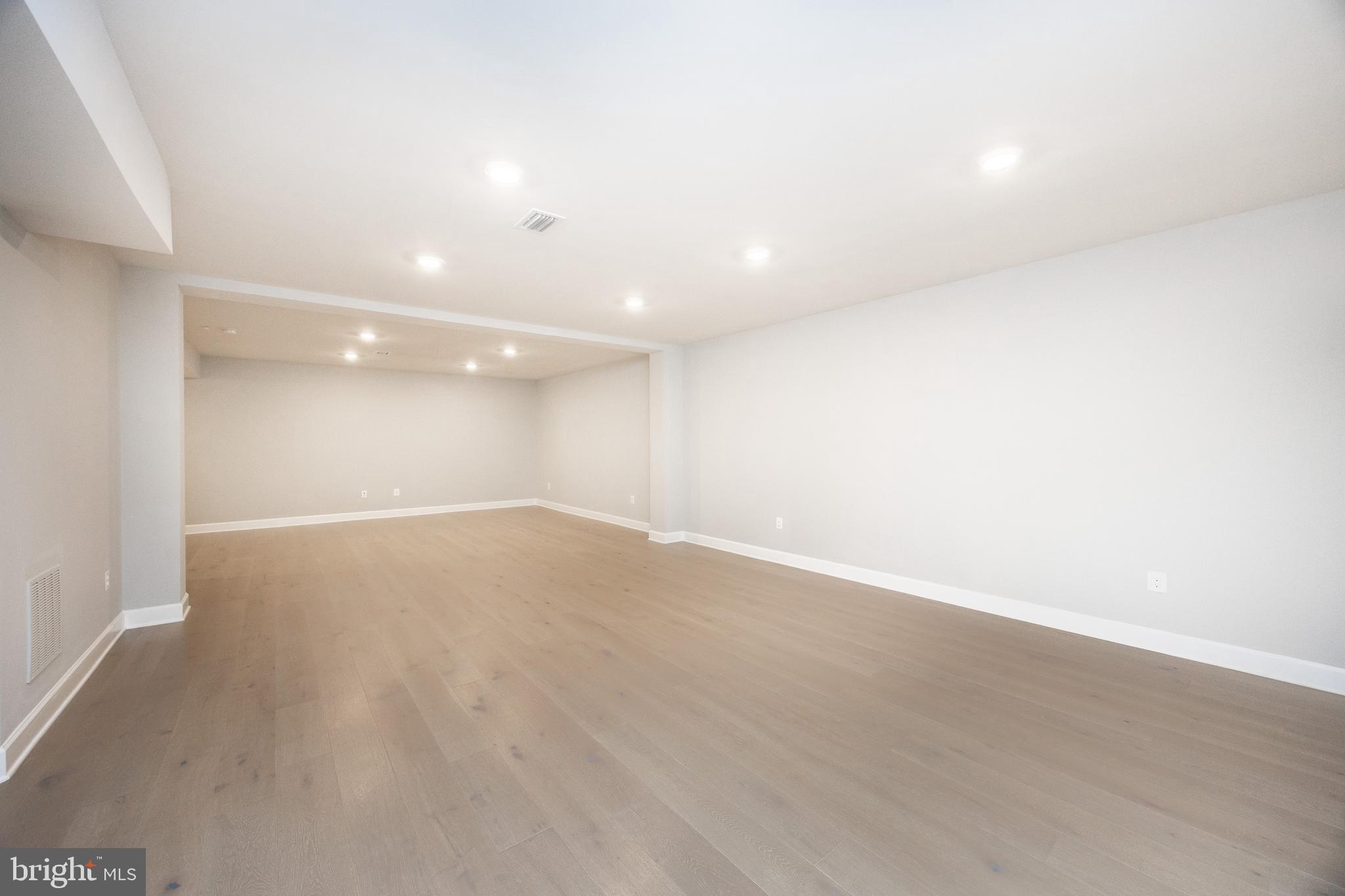 WOODLANDS - Residential