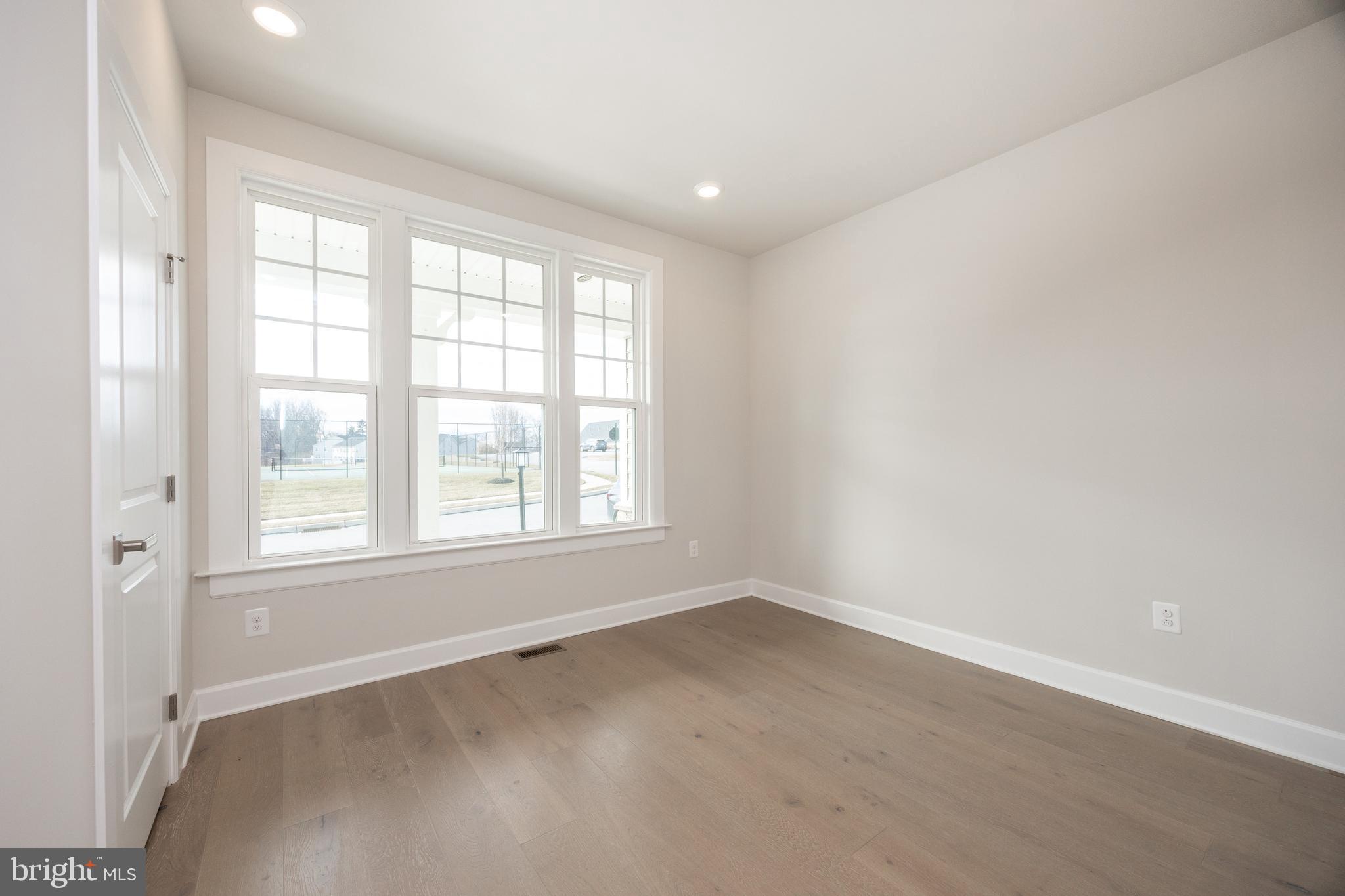 WOODLANDS - Residential