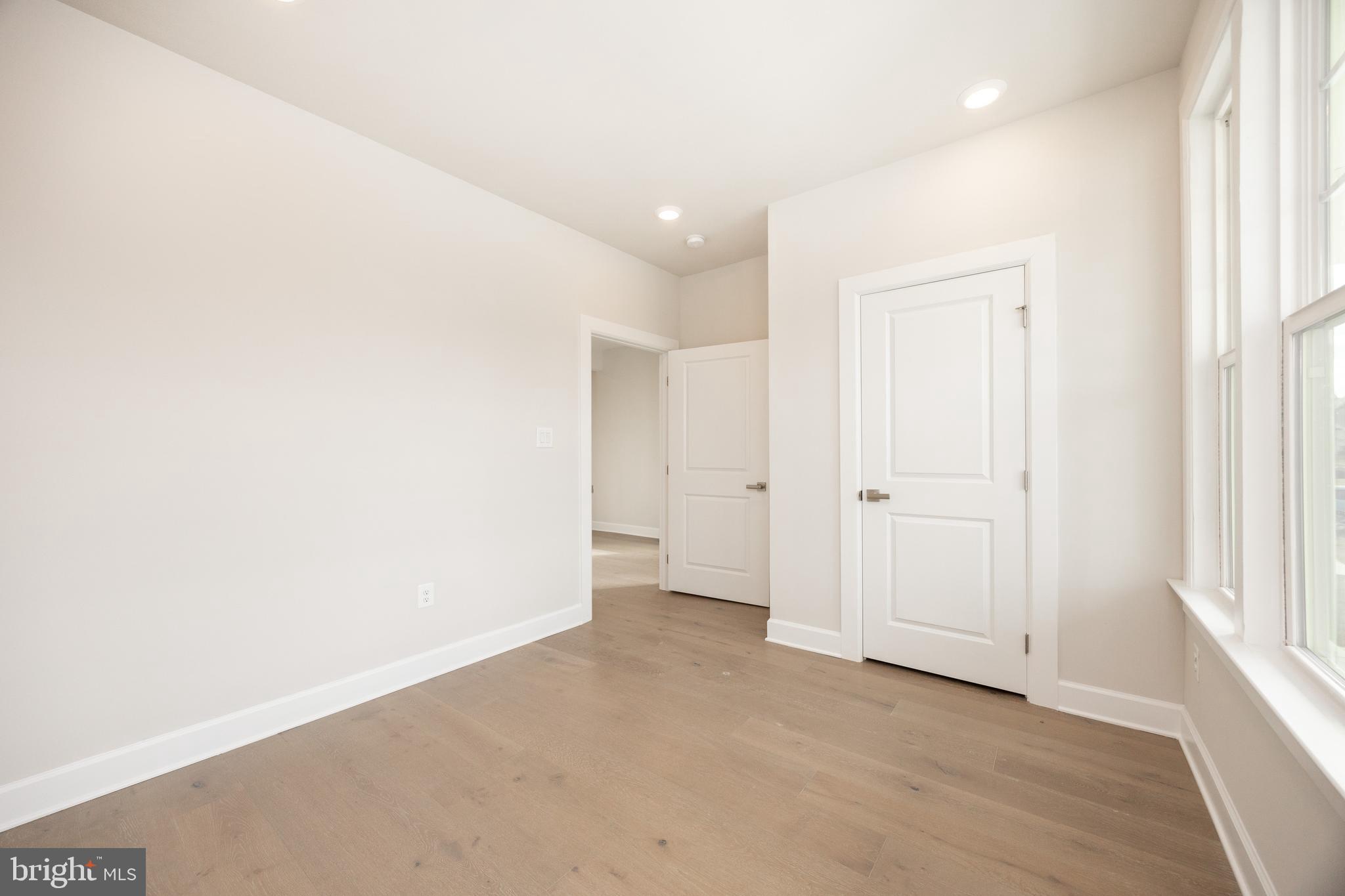 WOODLANDS - Residential