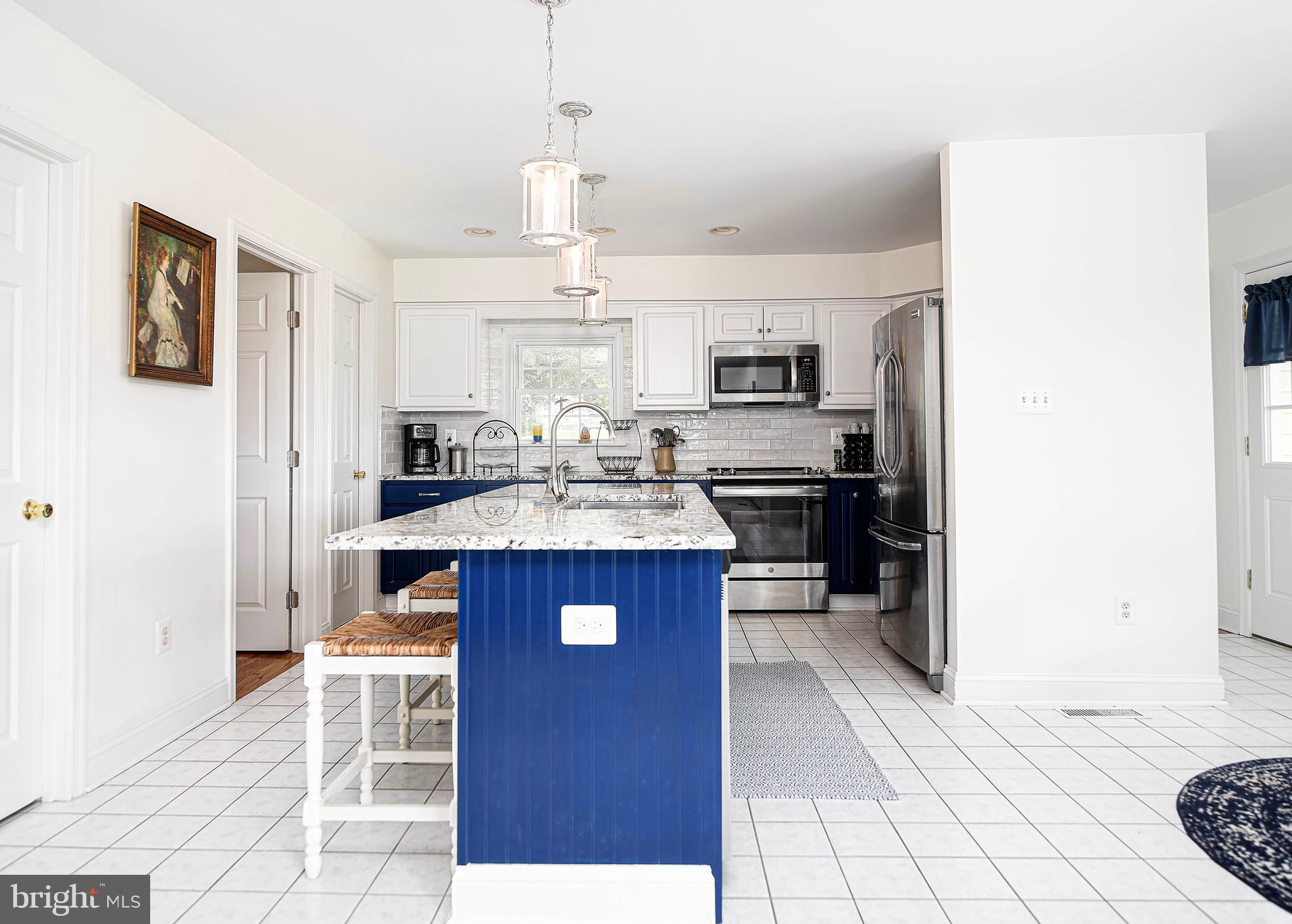 CLAIRES MEADOW - Residential