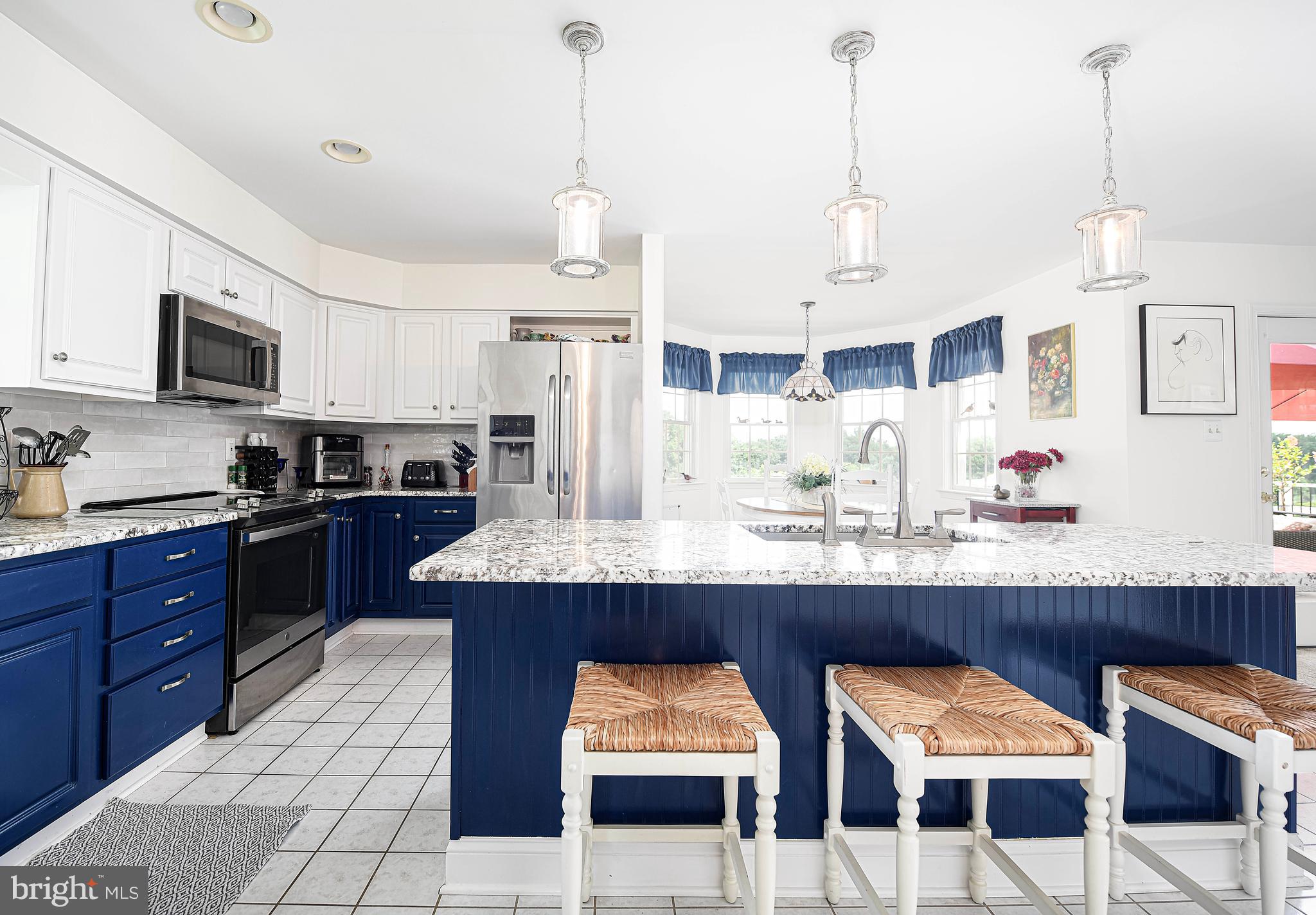 CLAIRES MEADOW - Residential