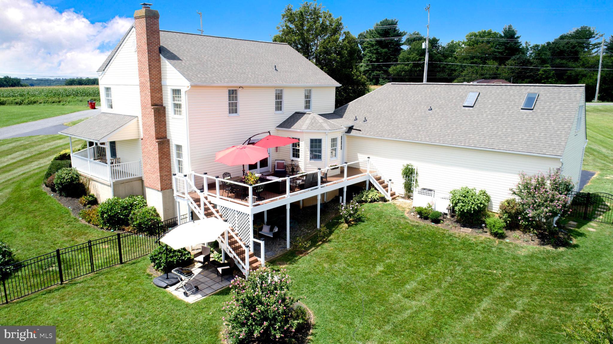 CLAIRES MEADOW - Residential