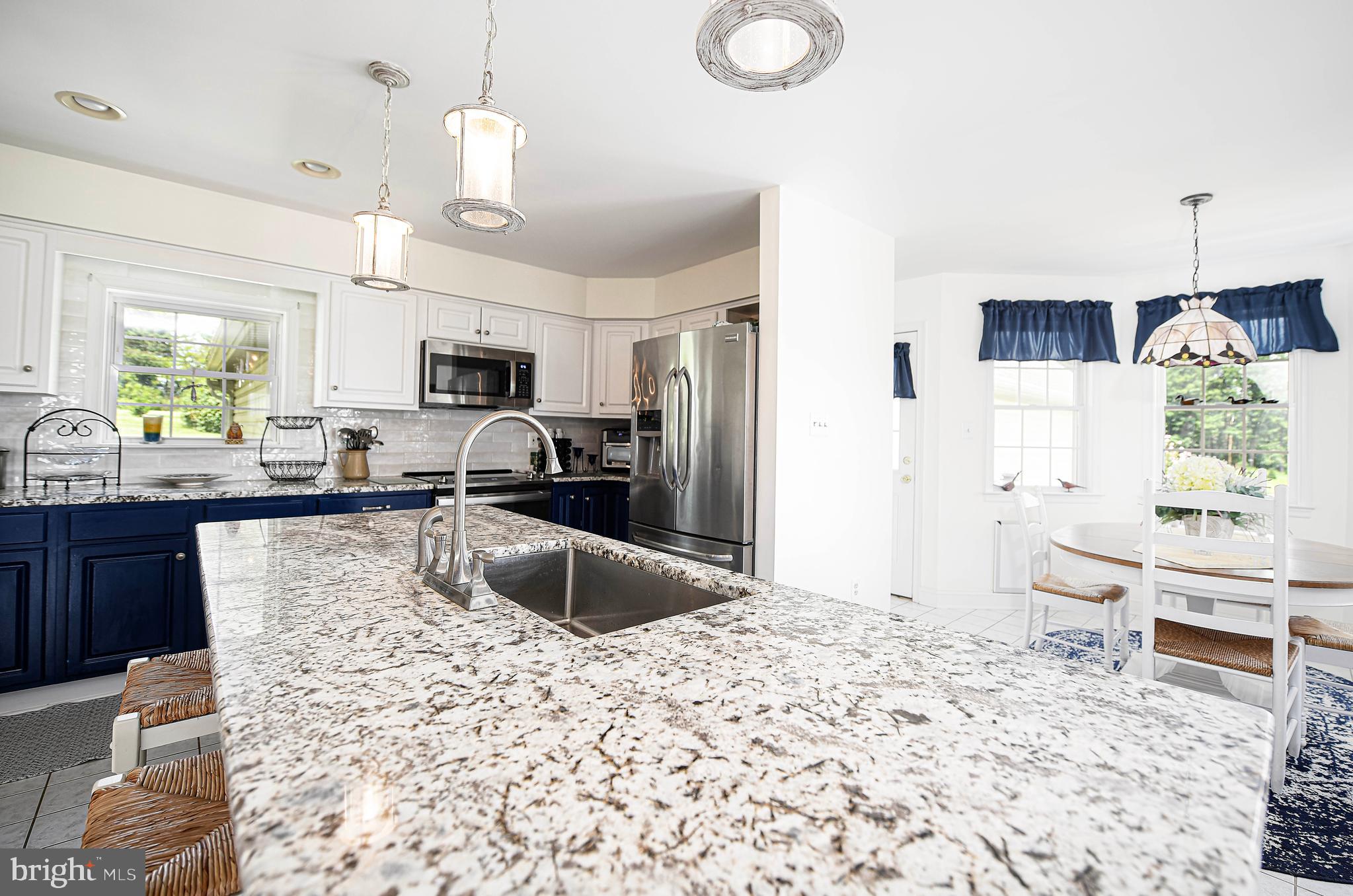 CLAIRES MEADOW - Residential