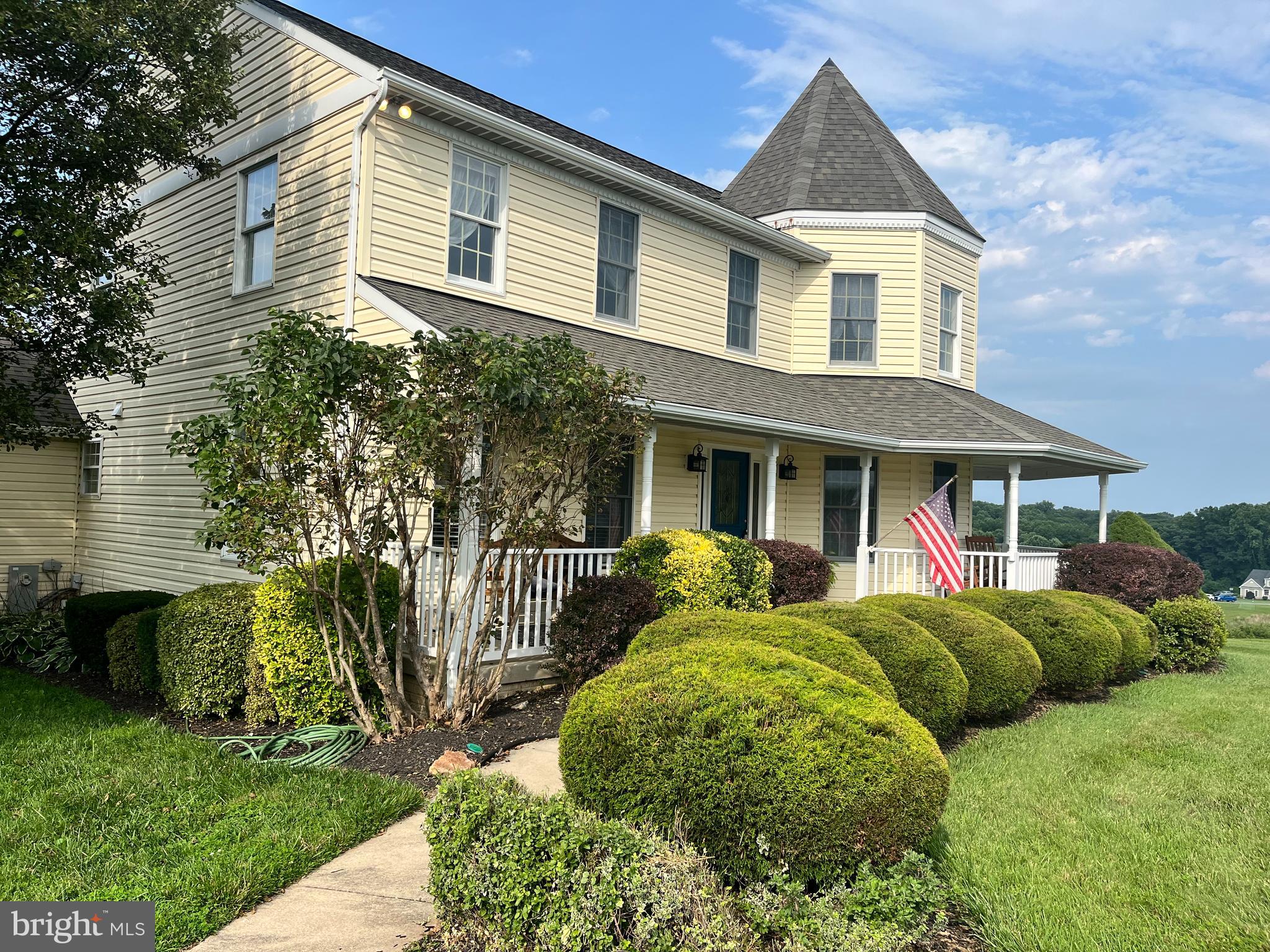CLAIRES MEADOW - Residential