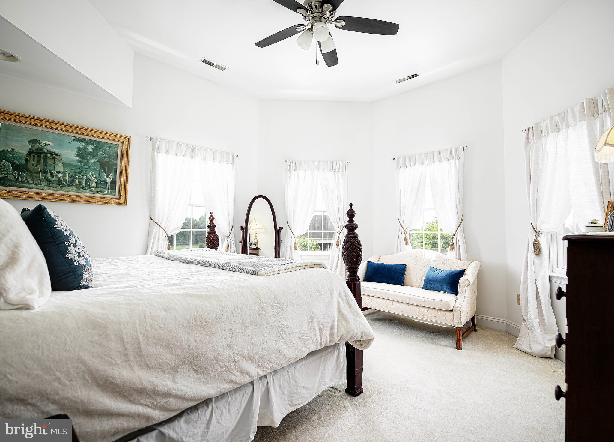 CLAIRES MEADOW - Residential