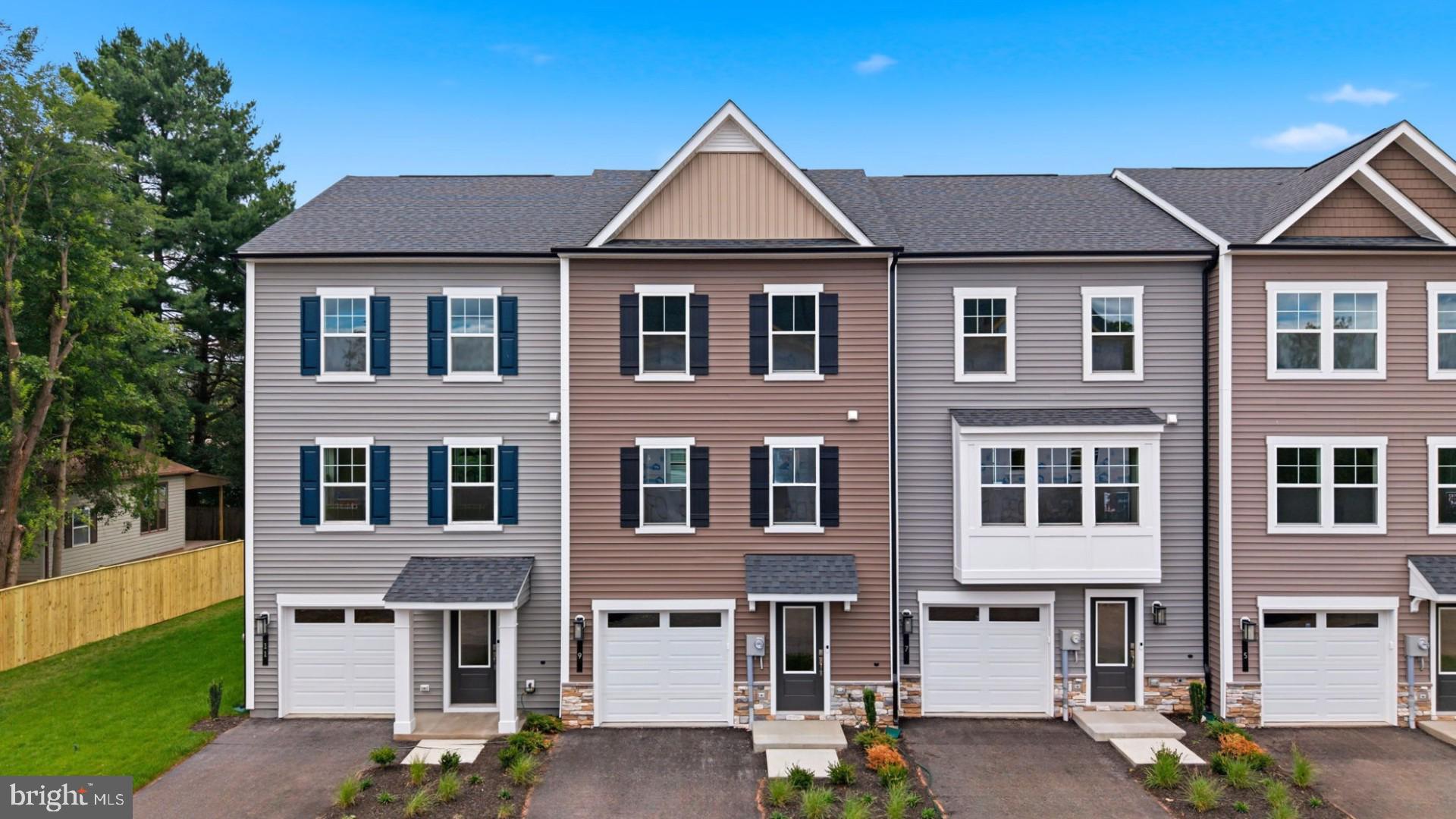 11 JUNIPER COURT