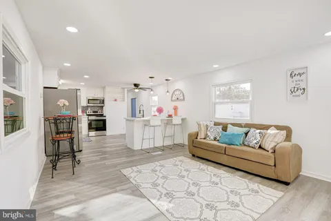 3 Clayton Drive, Clayton, DE MLS: DEKT2040528