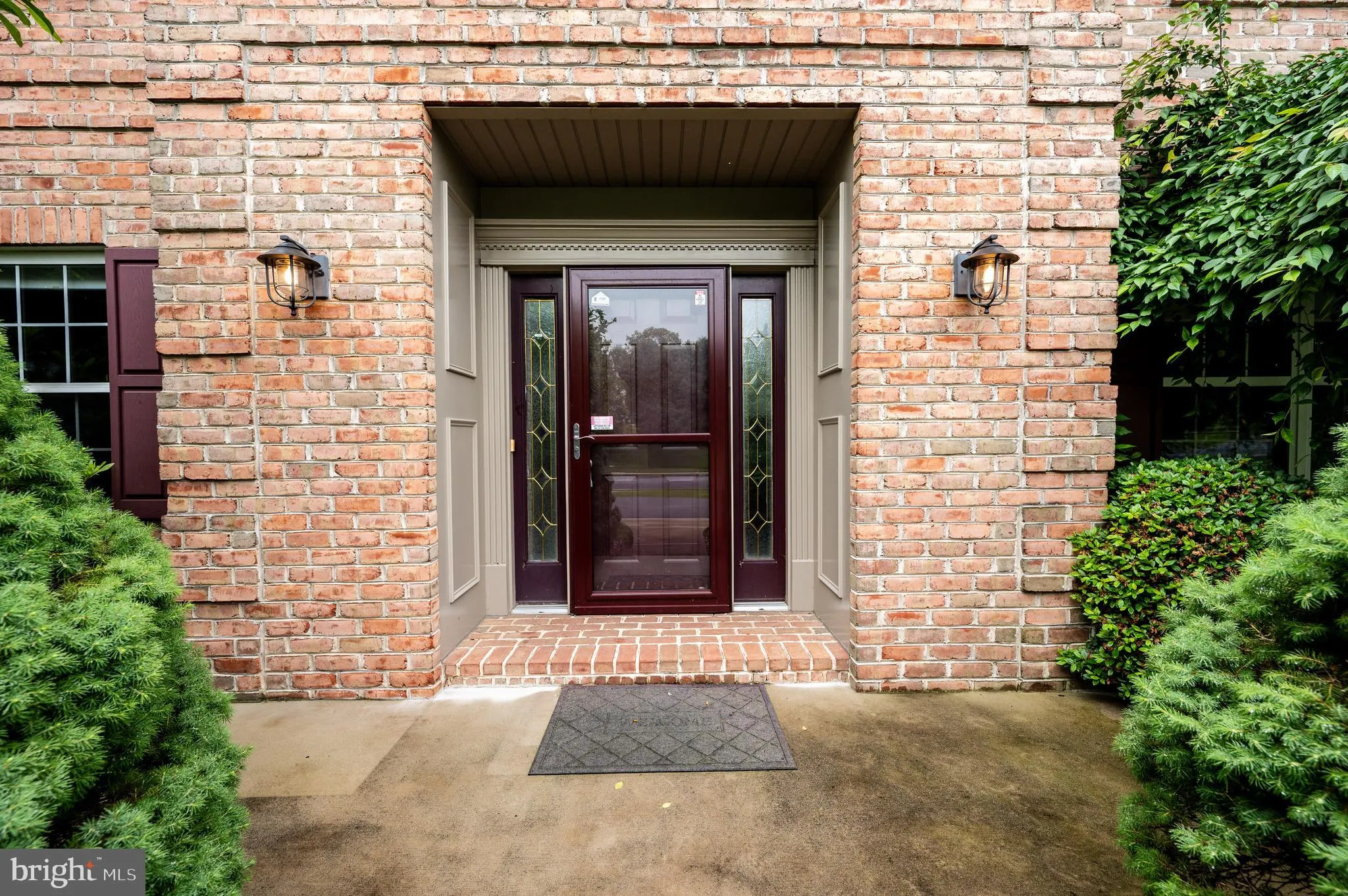 Leesport, Pennsylvania 19533, United States, 4 Bedrooms Bedrooms, ,4 BathroomsBathrooms,Residential,Pending,141546