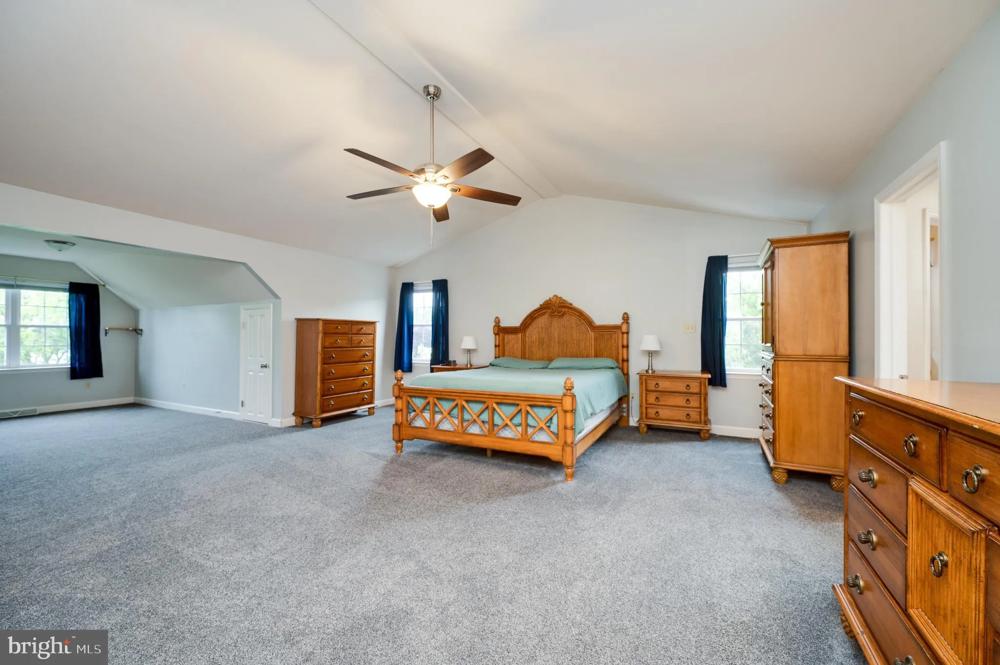 Leesport, Pennsylvania 19533, United States, 4 Bedrooms Bedrooms, ,4 BathroomsBathrooms,Residential,Pending,141546