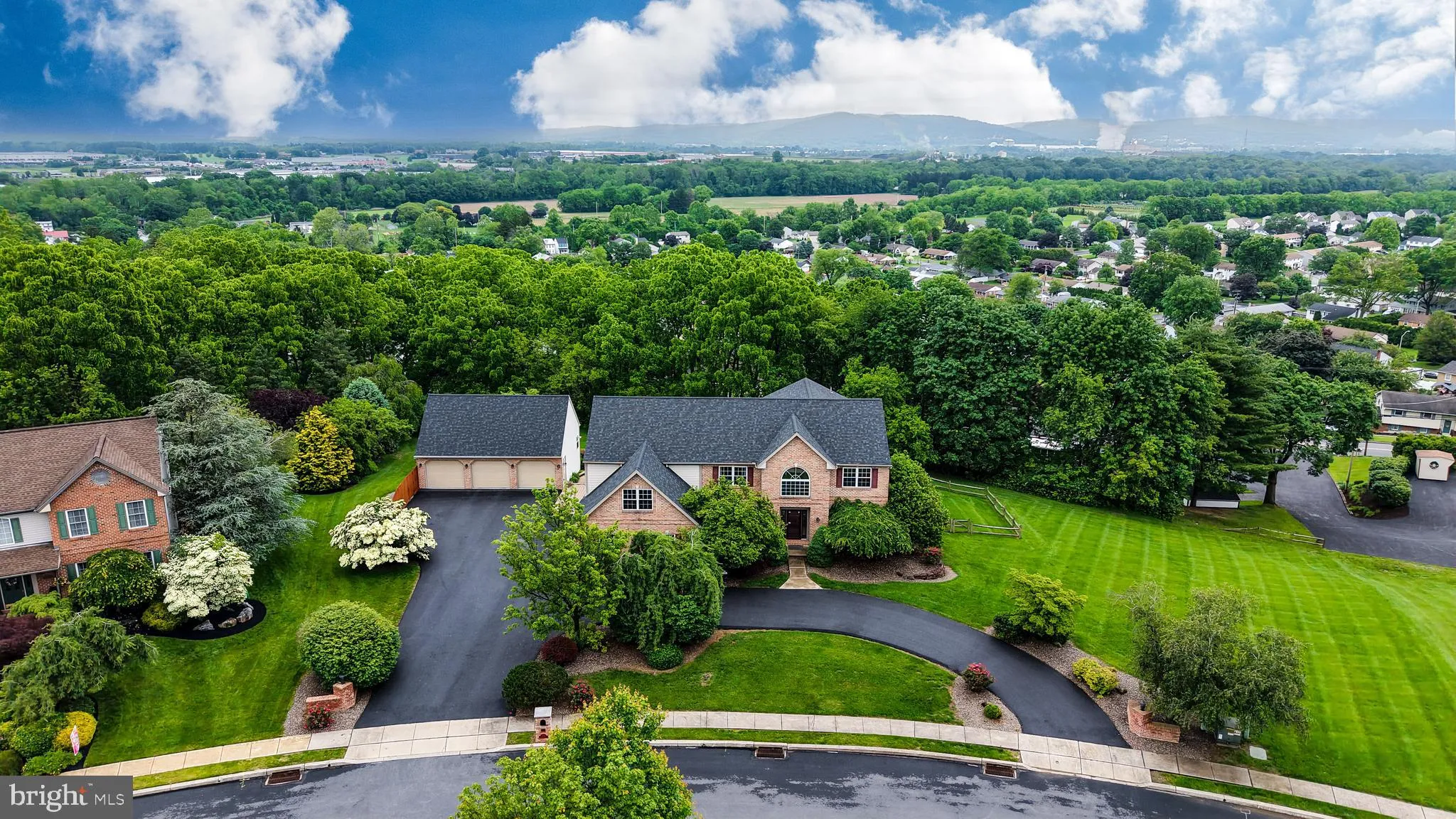 Leesport, Pennsylvania 19533, United States, 4 Bedrooms Bedrooms, ,4 BathroomsBathrooms,Residential,Pending,141546