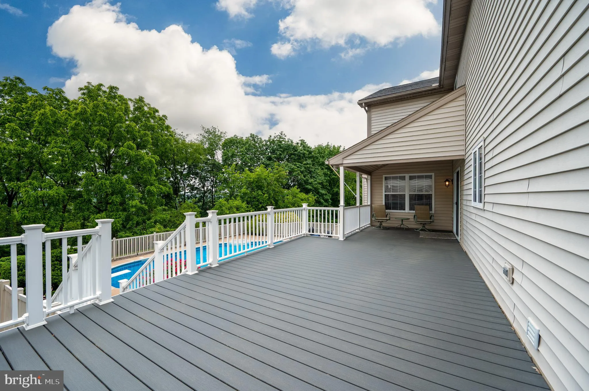 Leesport, Pennsylvania 19533, United States, 4 Bedrooms Bedrooms, ,4 BathroomsBathrooms,Residential,Pending,141546