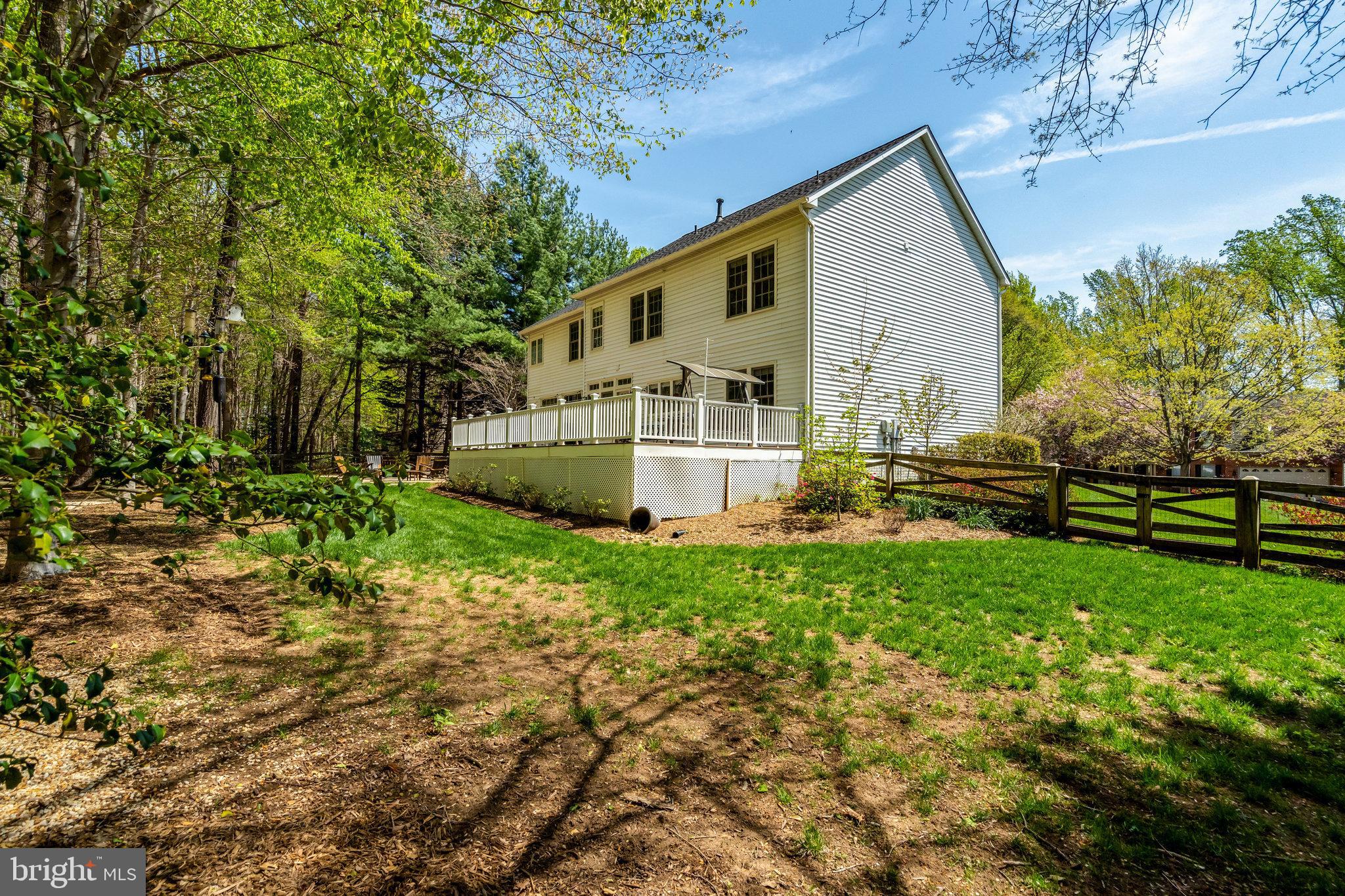 MEADOWBROOK WOODS - Residential