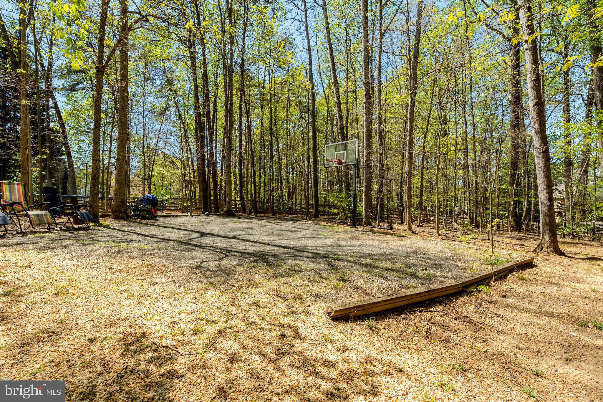 MEADOWBROOK WOODS - Residential