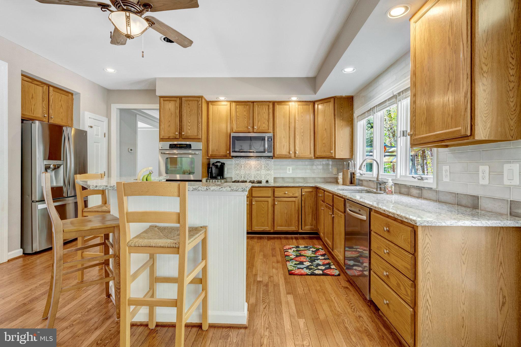 MEADOWBROOK WOODS - Residential