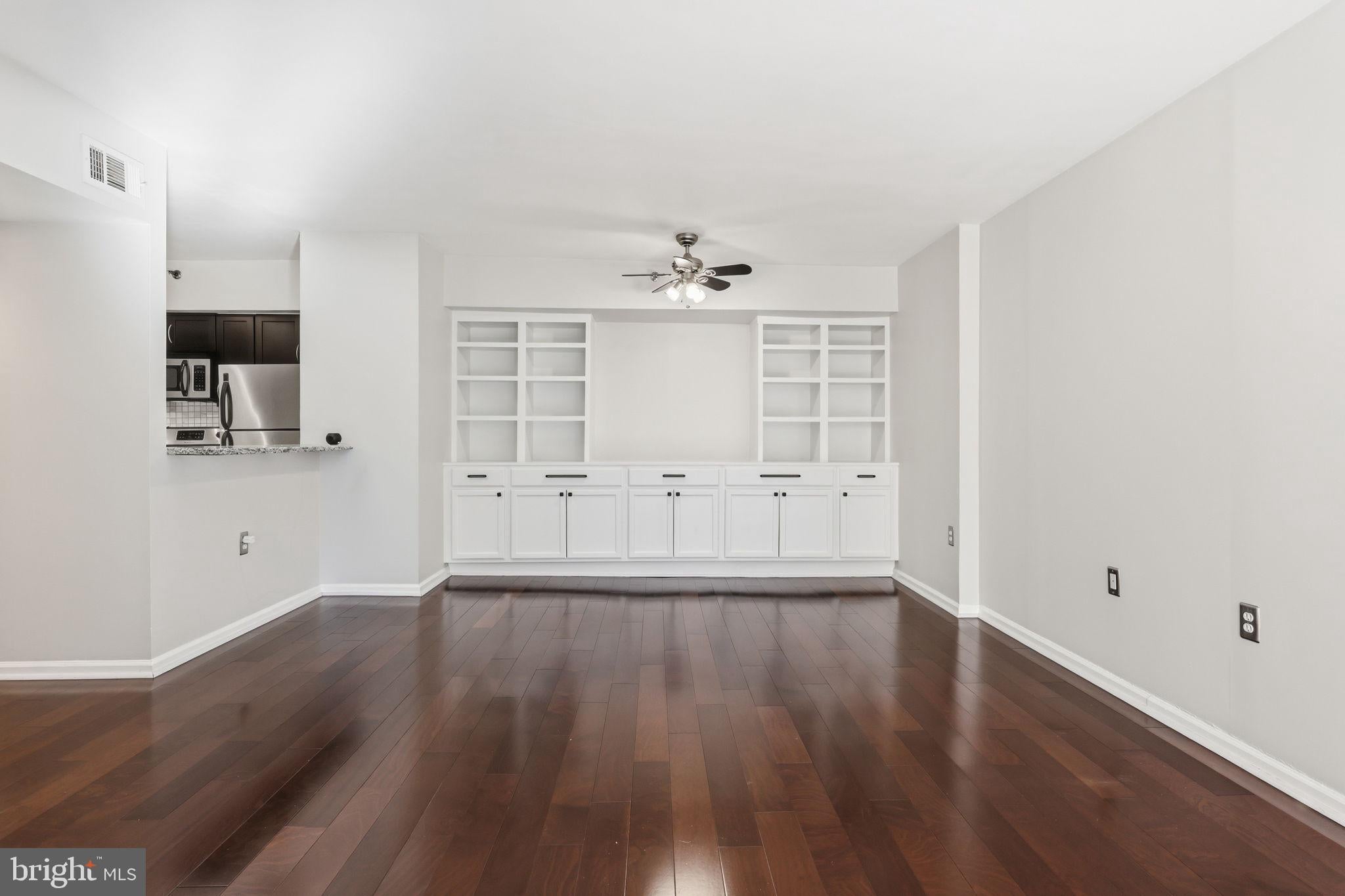 1001 N RANDOLPH STREET 610