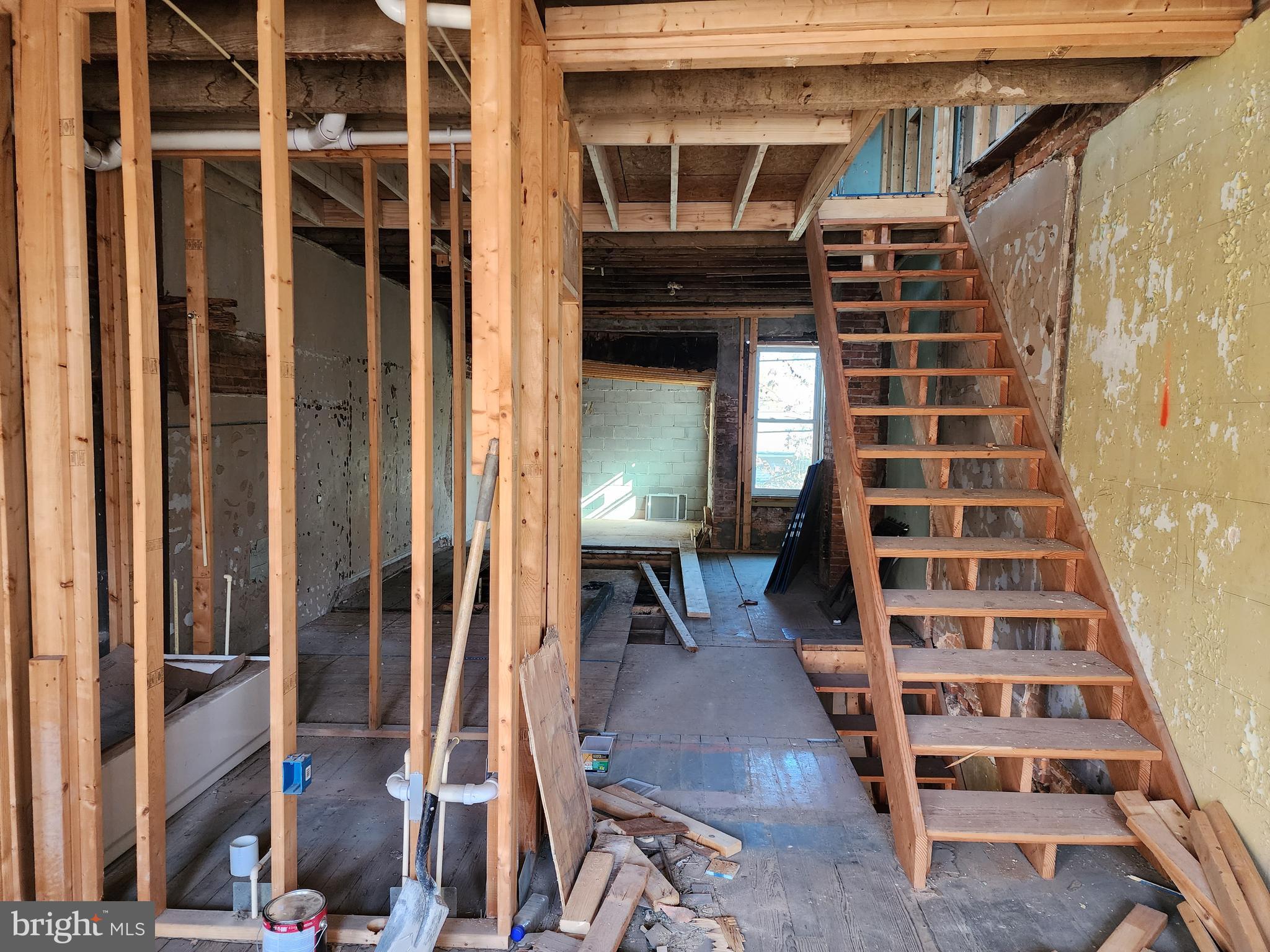 SANDTOWN-WINCHESTER - Residential