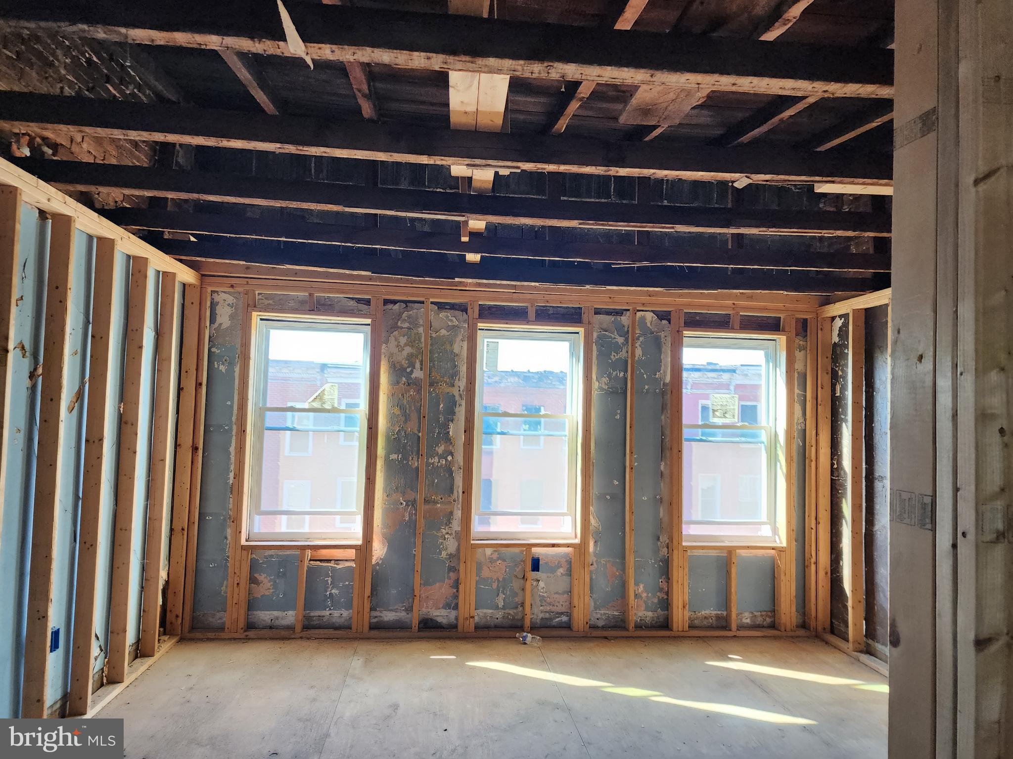 SANDTOWN-WINCHESTER - Residential