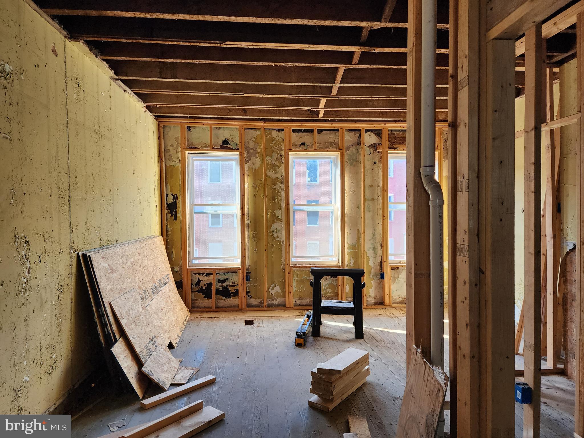 SANDTOWN-WINCHESTER - Residential