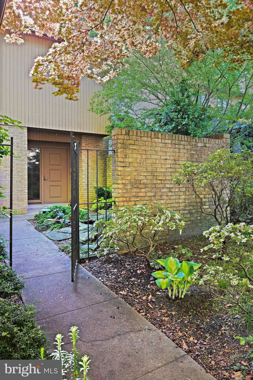 GREAT OAKS - Residential