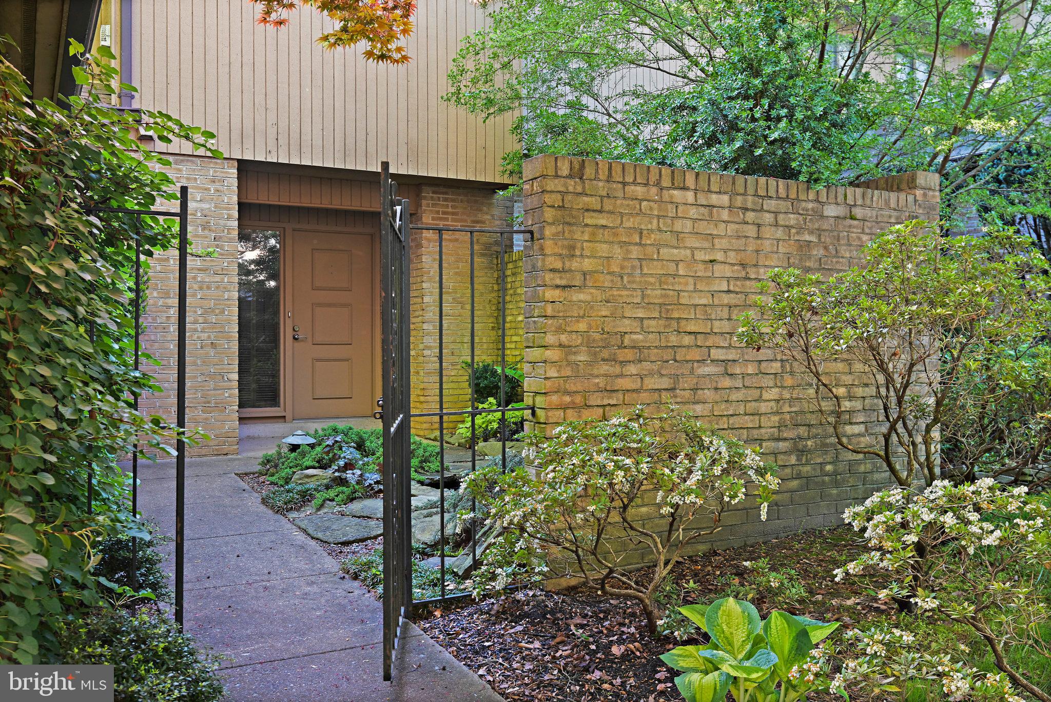 GREAT OAKS - Residential