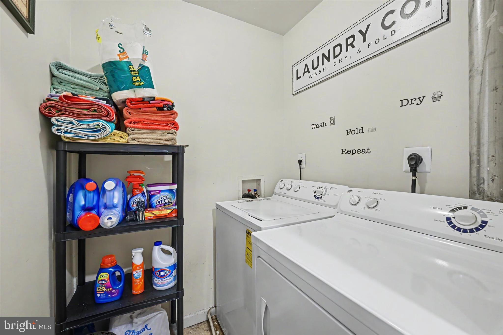 SANDTOWN-WINCHESTER - Residential