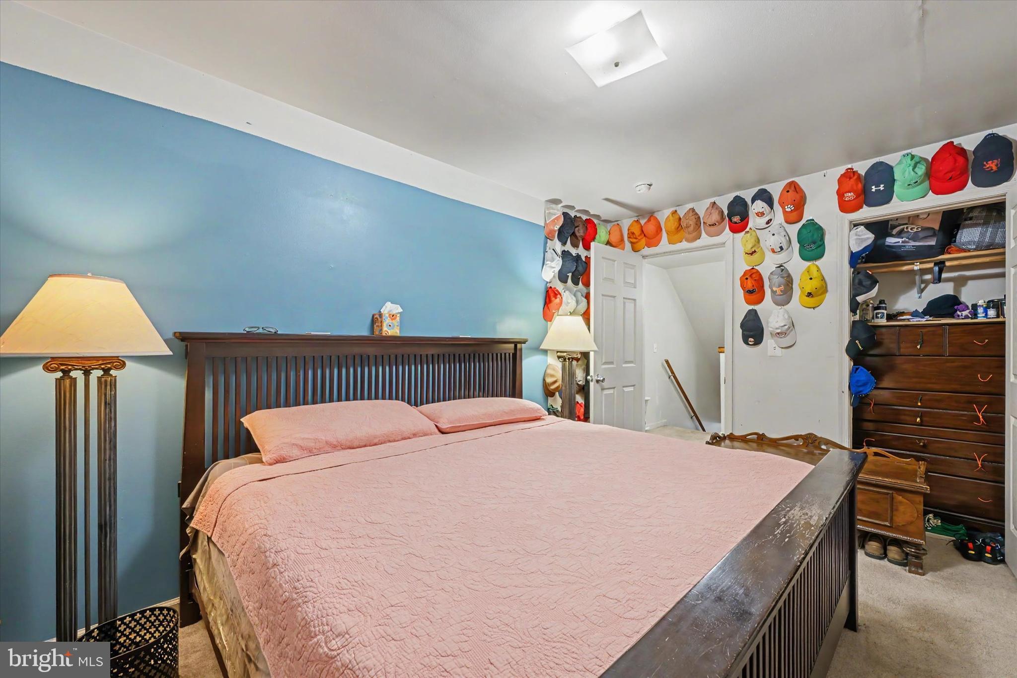 SANDTOWN-WINCHESTER - Residential