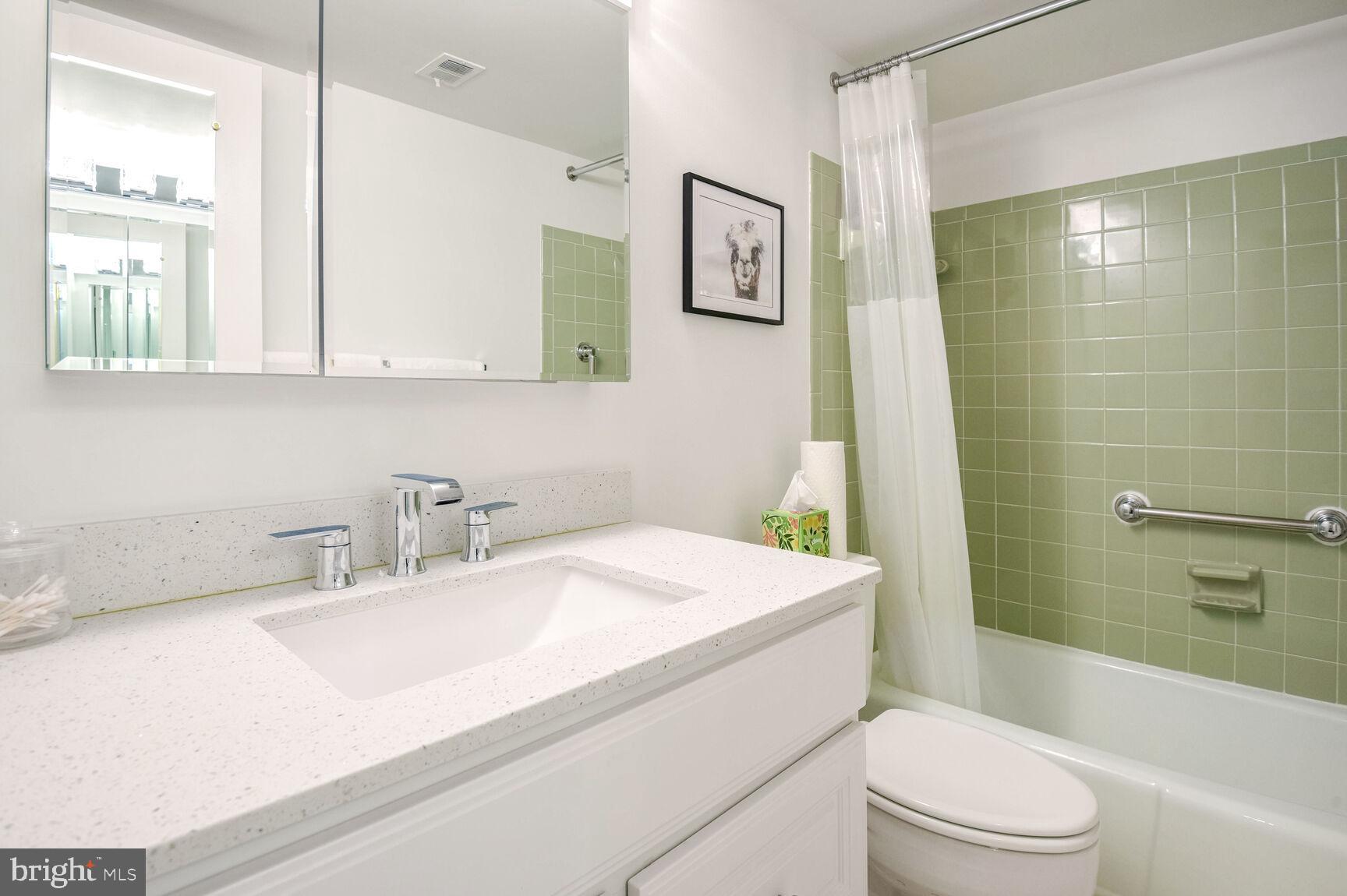 SUMNER VILLAGE - Residential