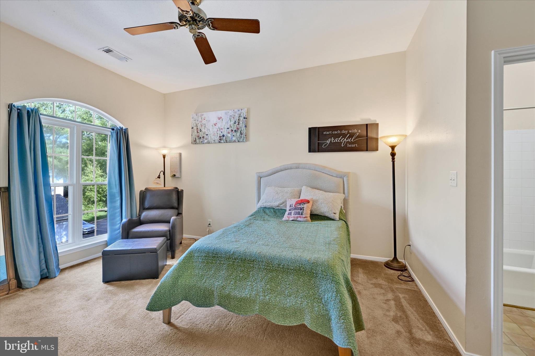 ENGLISH COUNTRY MANOR - Residential