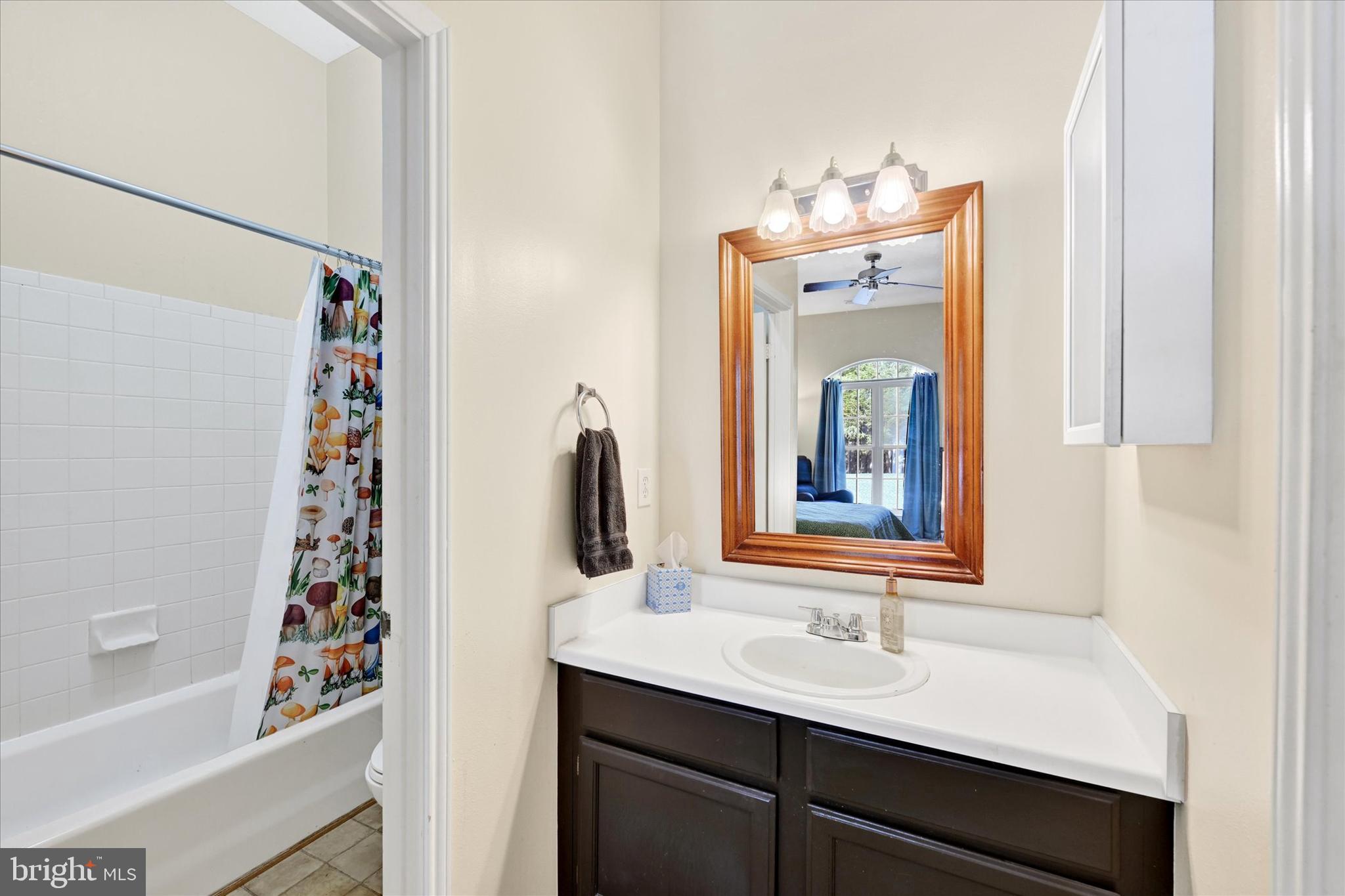 ENGLISH COUNTRY MANOR - Residential