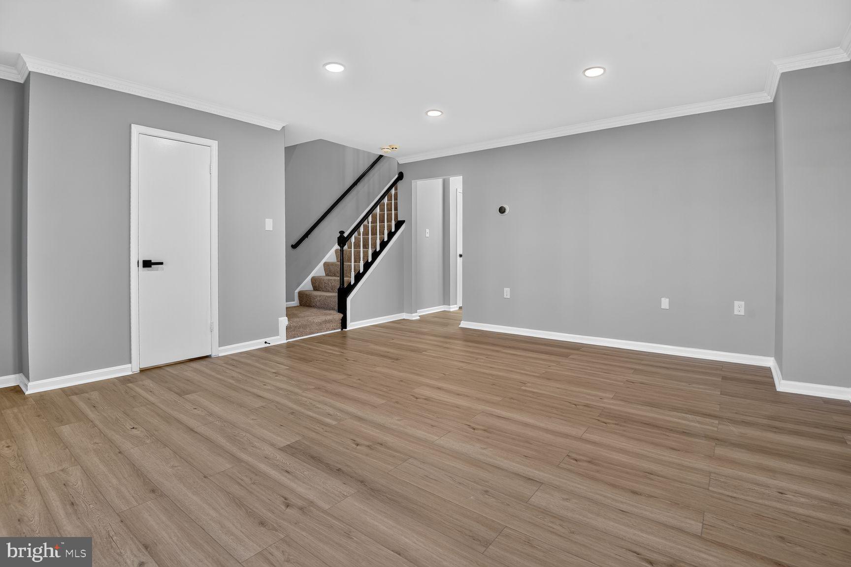 6159 OLD BRENTFORD COURT