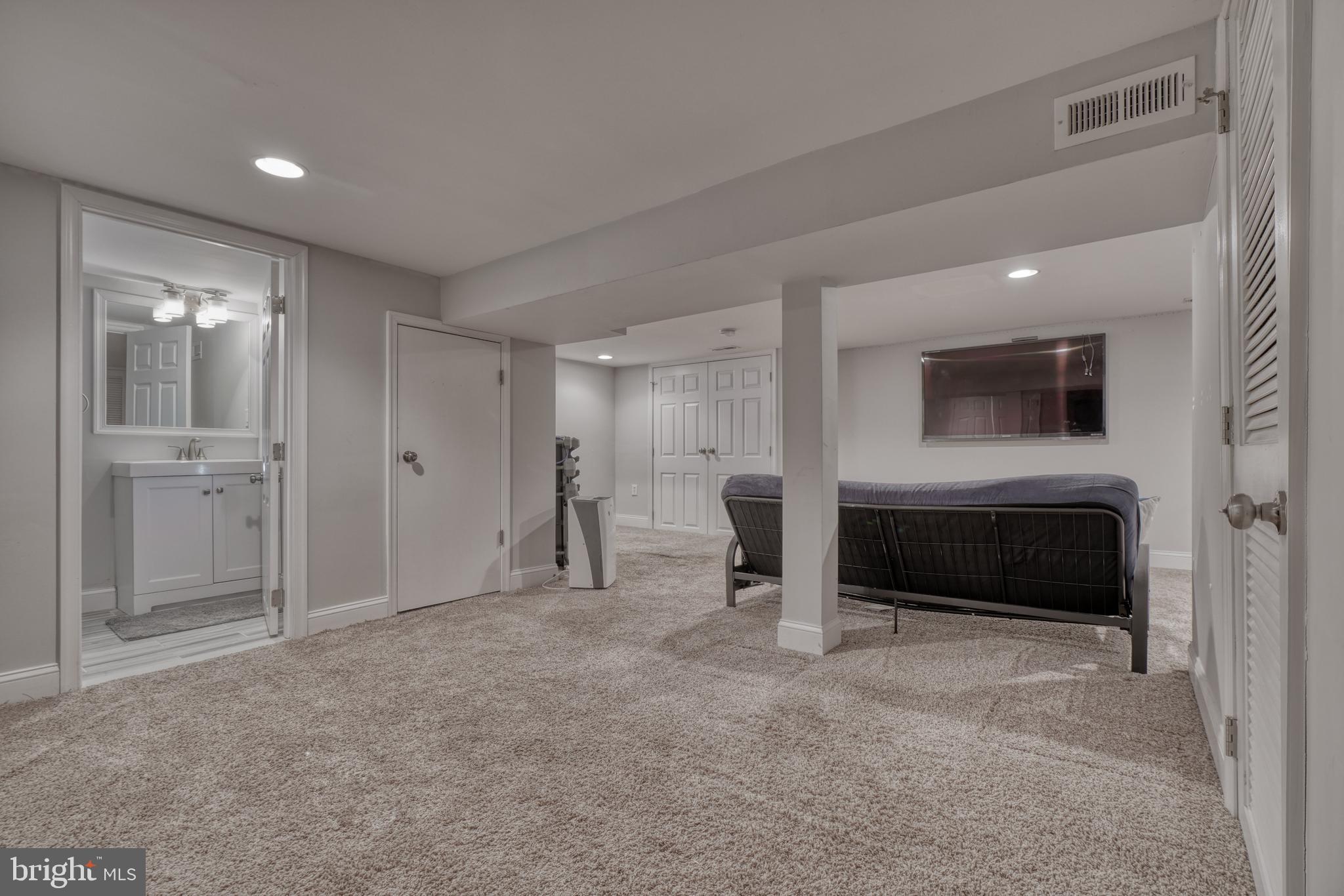 WEST TOWSON - Residential