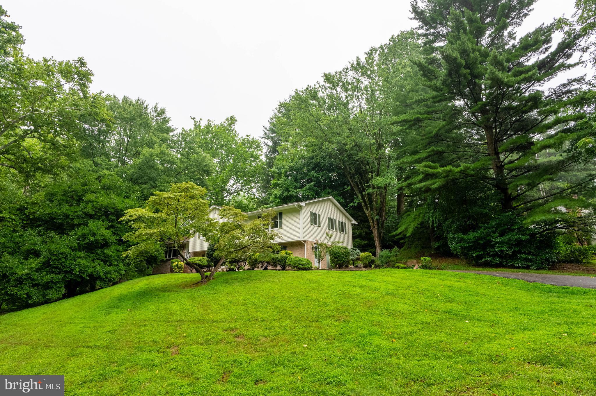 MONTFORD GLEN - Residential