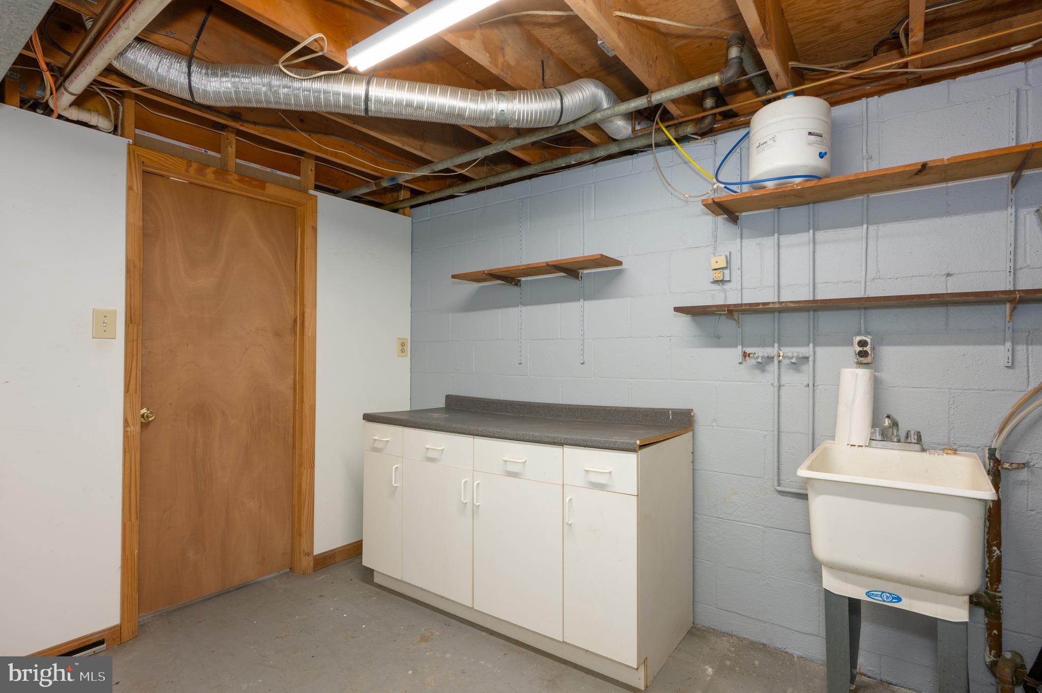 MONTFORD GLEN - Residential