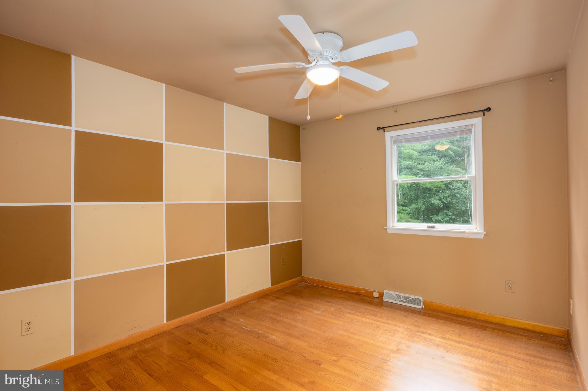 MONTFORD GLEN - Residential