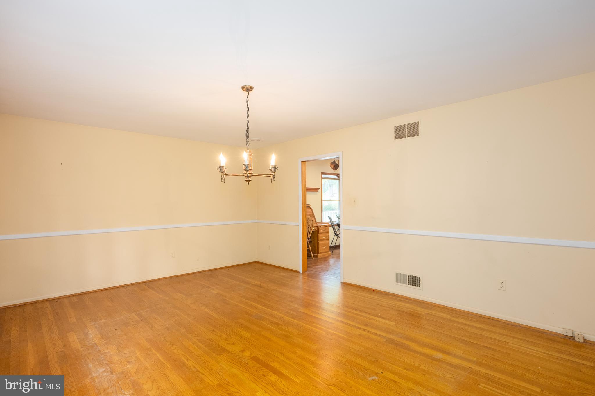 MONTFORD GLEN - Residential