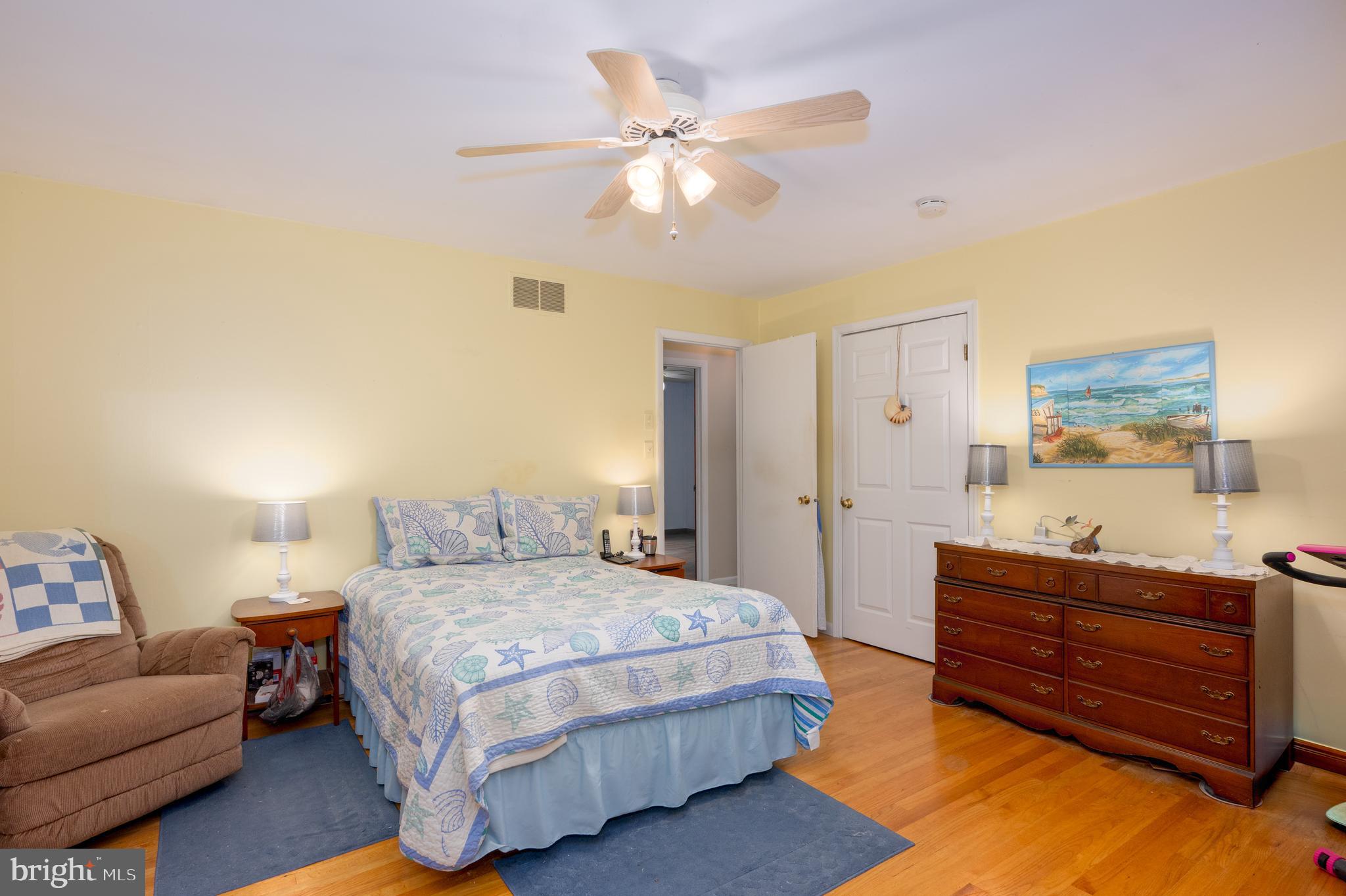 MONTFORD GLEN - Residential