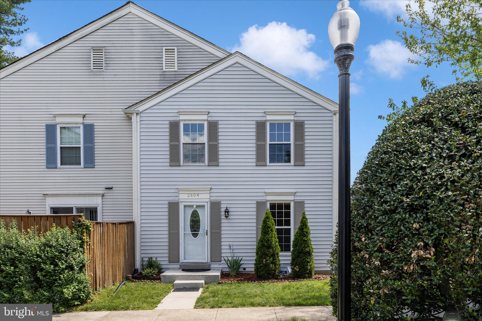 LONGMEAD - Residential