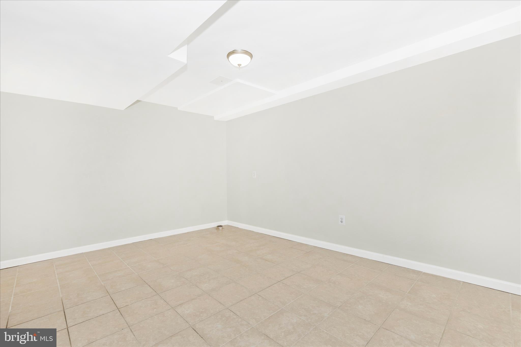 LONGMEAD - Residential