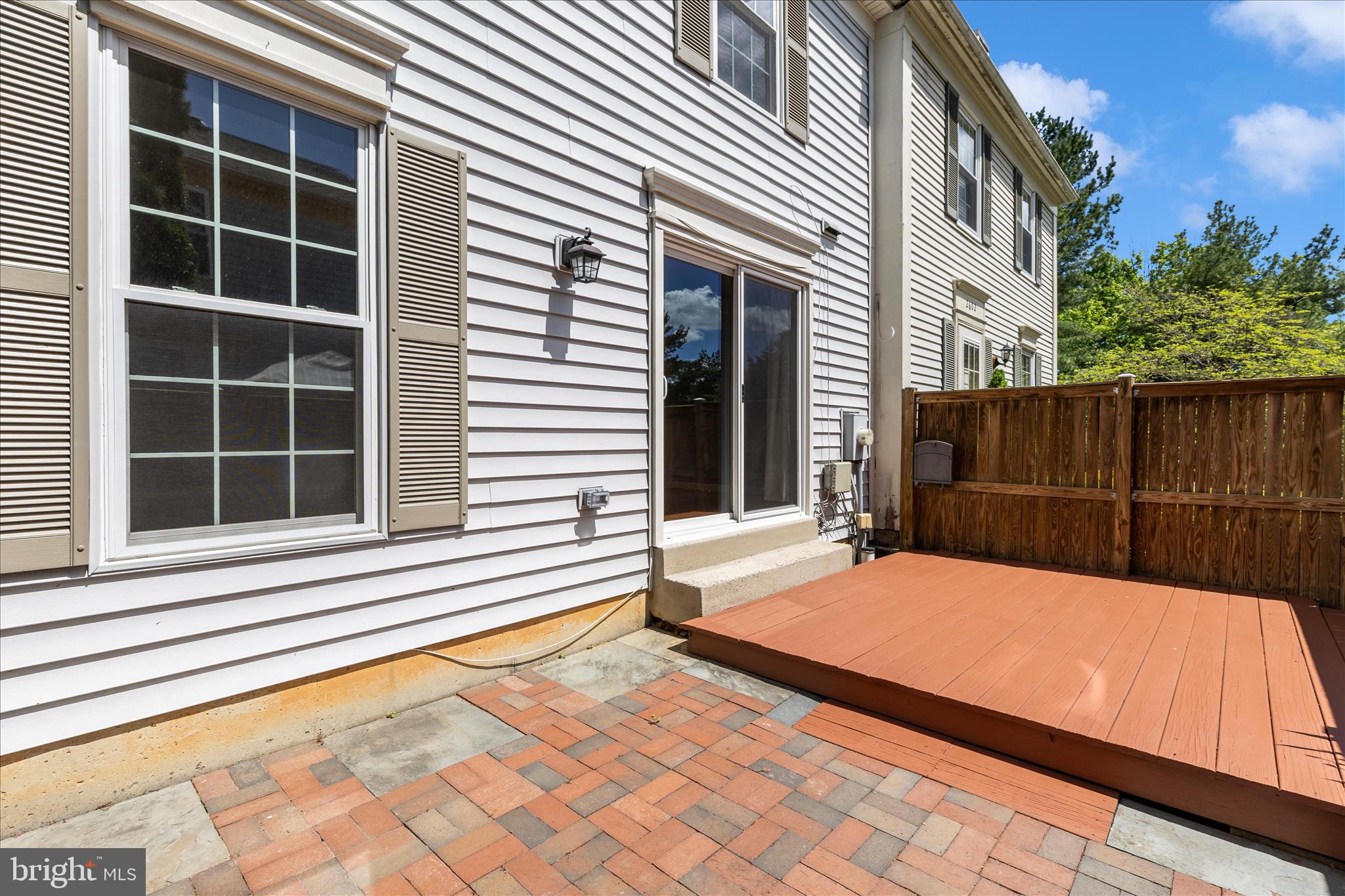 LONGMEAD - Residential
