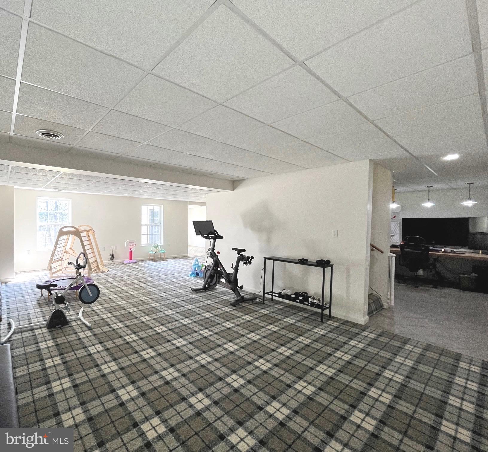 RIDGE VIEW MANOR - Residential