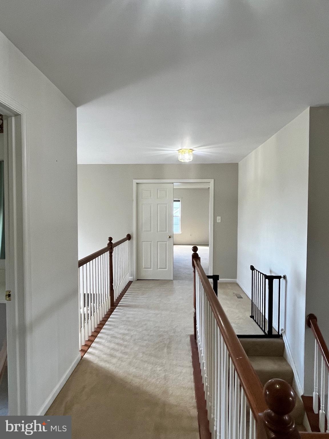 RIDGE VIEW MANOR - Residential