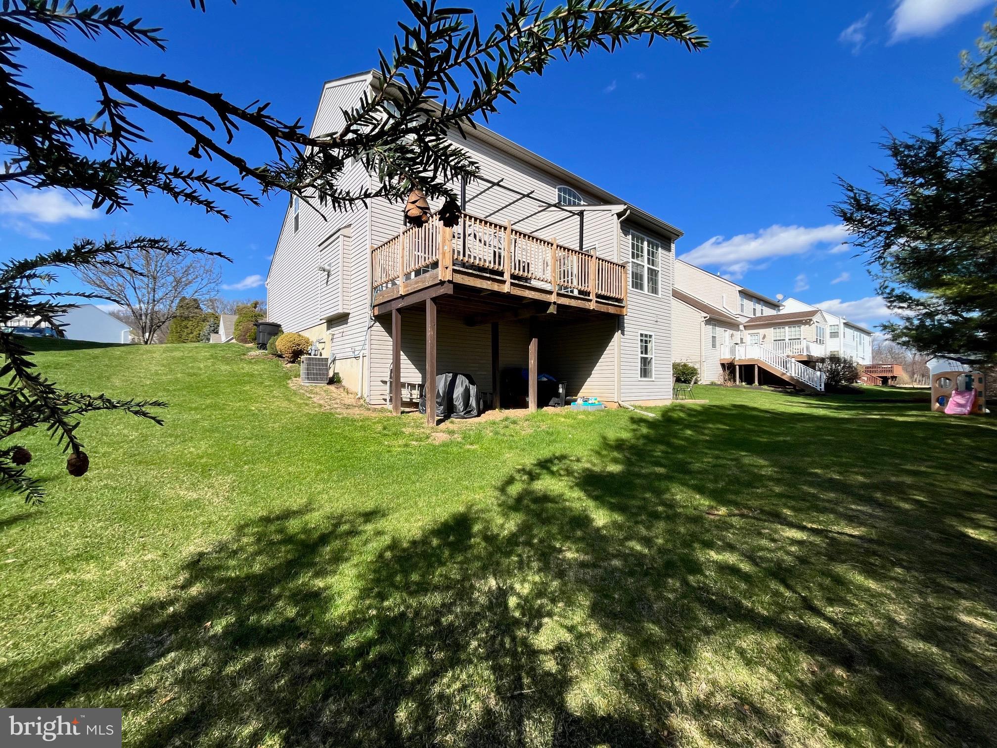 RIDGE VIEW MANOR - Residential