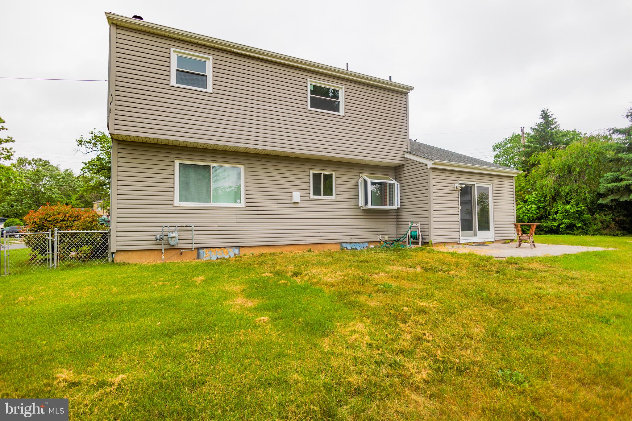 300 MACCLELLAND AVENUE