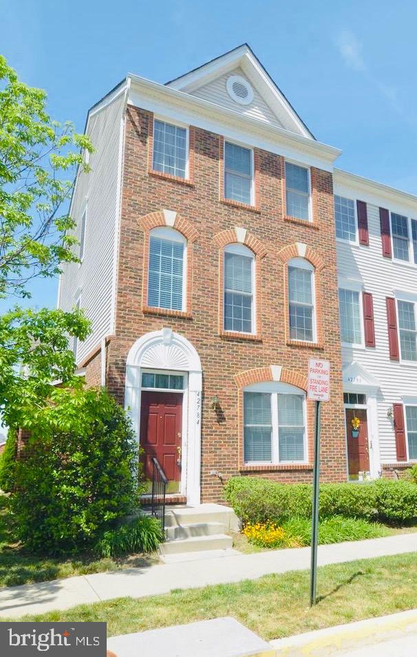 AMBERLEA AT SOUTH RIDING - Residential Lease