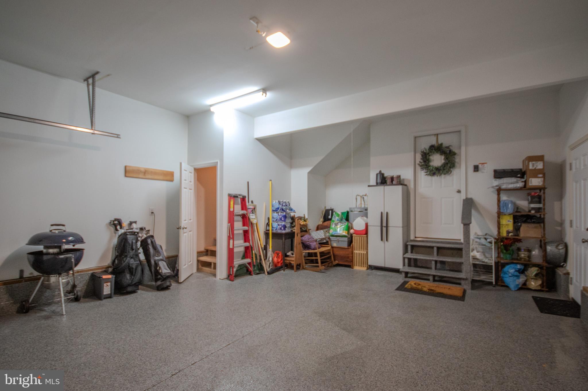 VILLAGE OF TONY TANK - Residential