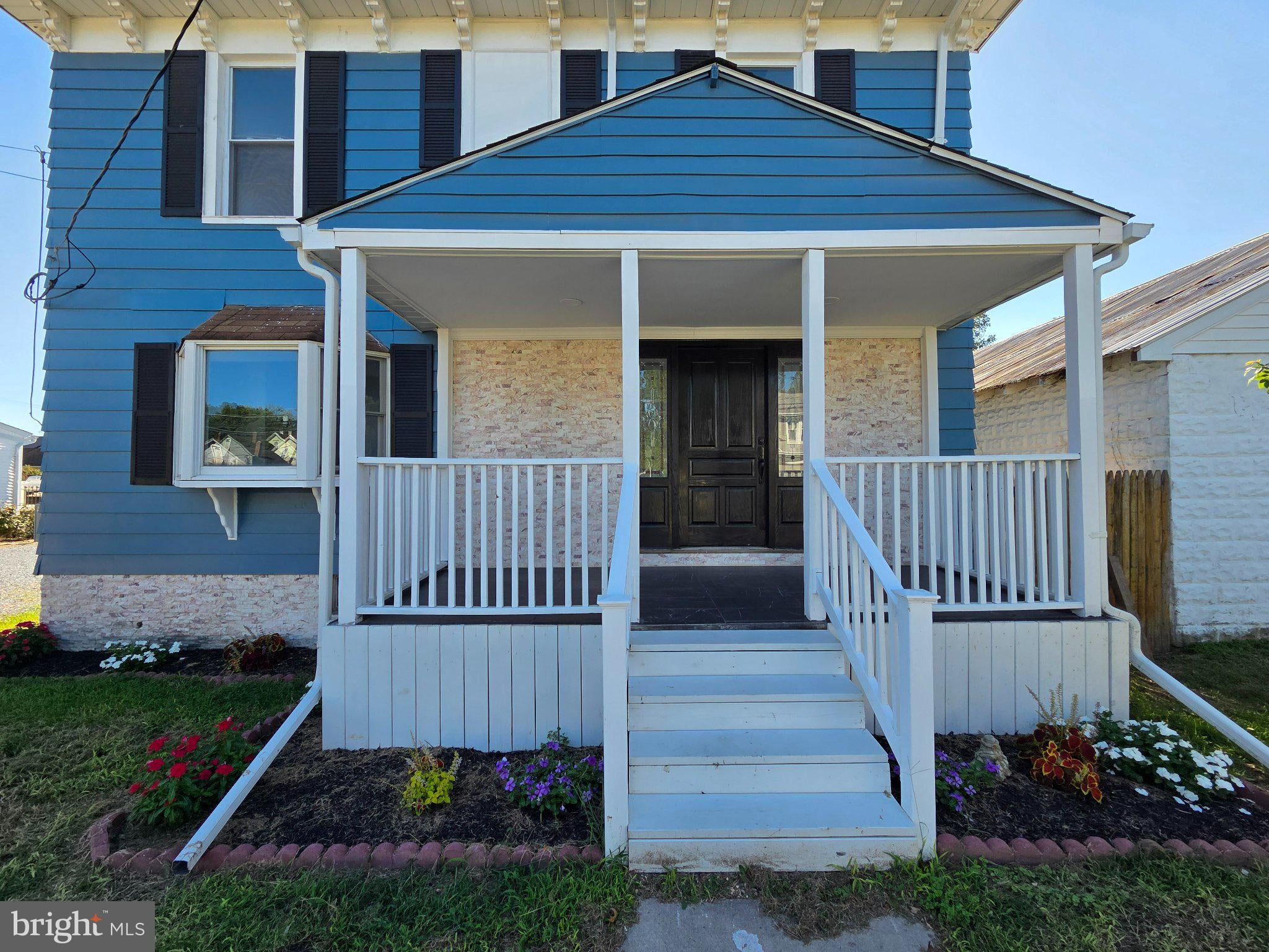 25 MAIN STREET