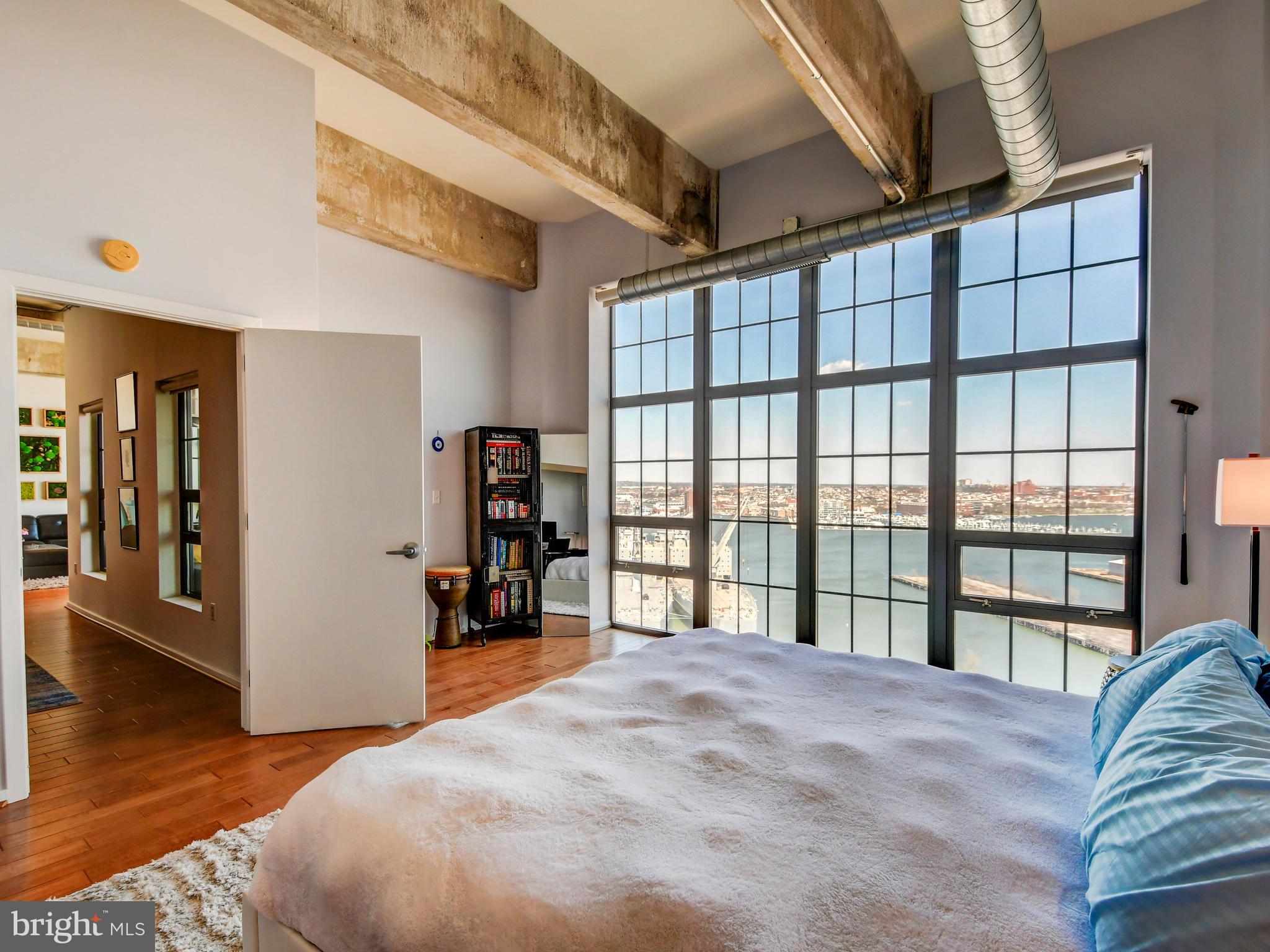 LOCUST POINT - Residential